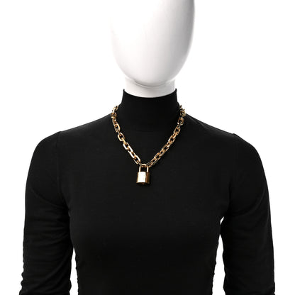 Louis Vuitton LV Edge Necklace Cadenas Gold 2 of 5
