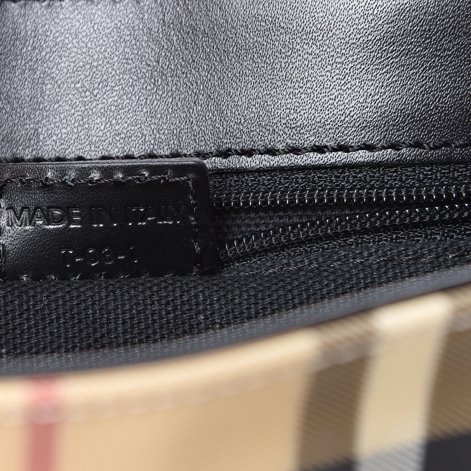 Burberry House Check Bucket Bag Black 6 of 15