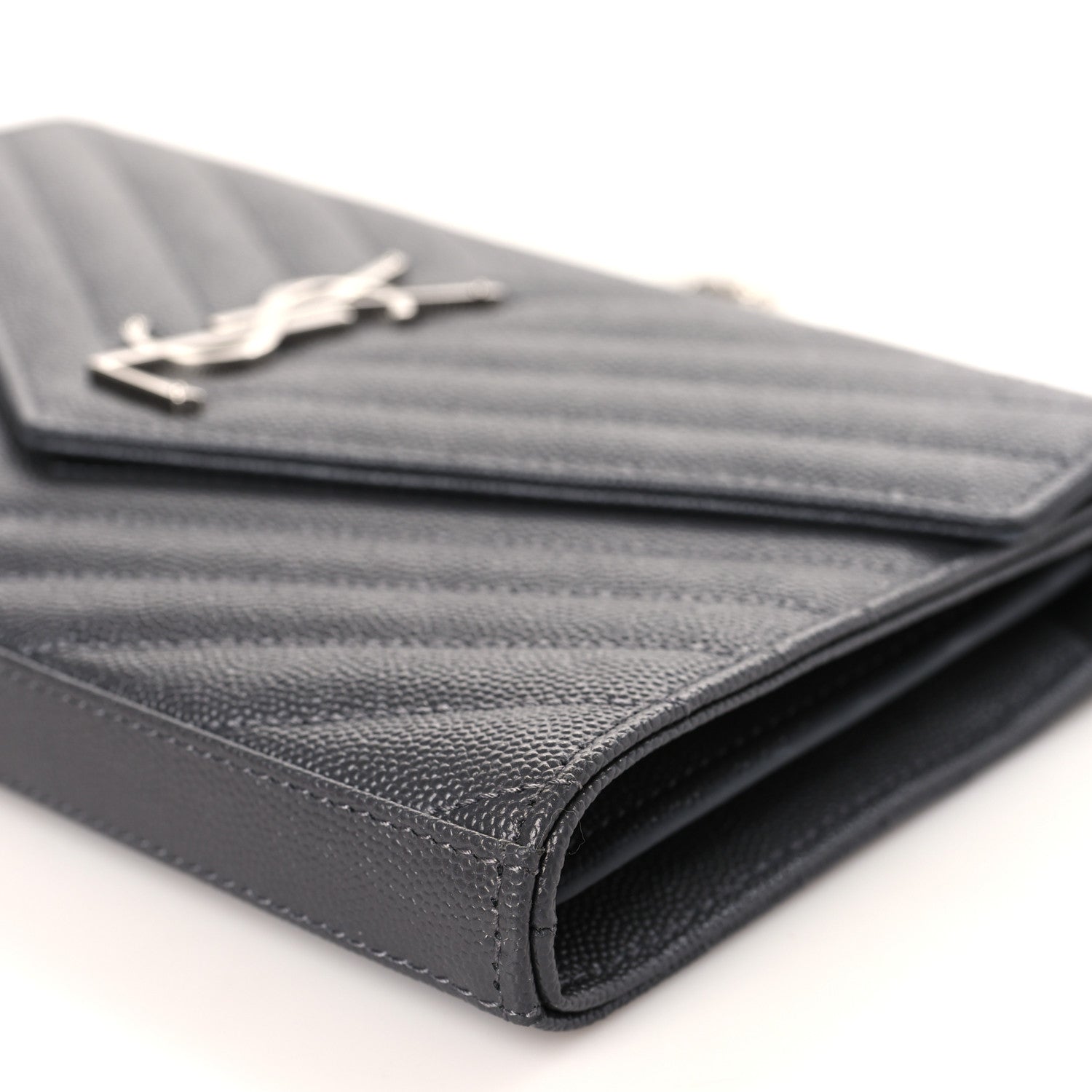 Saint Laurent Grain De Poudre Matelasse Chevron Monogram Chain Wallet Storm 9 of 10