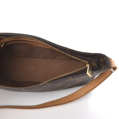Louis Vuitton Monogram Trotteur 4 of 8