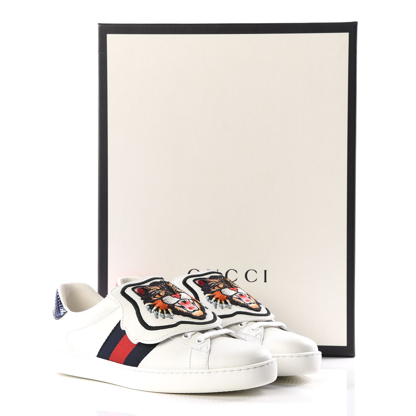 Calfskin Ayers Web Angry Cat Embroidered Mens Ace Sneakers 5.5 White