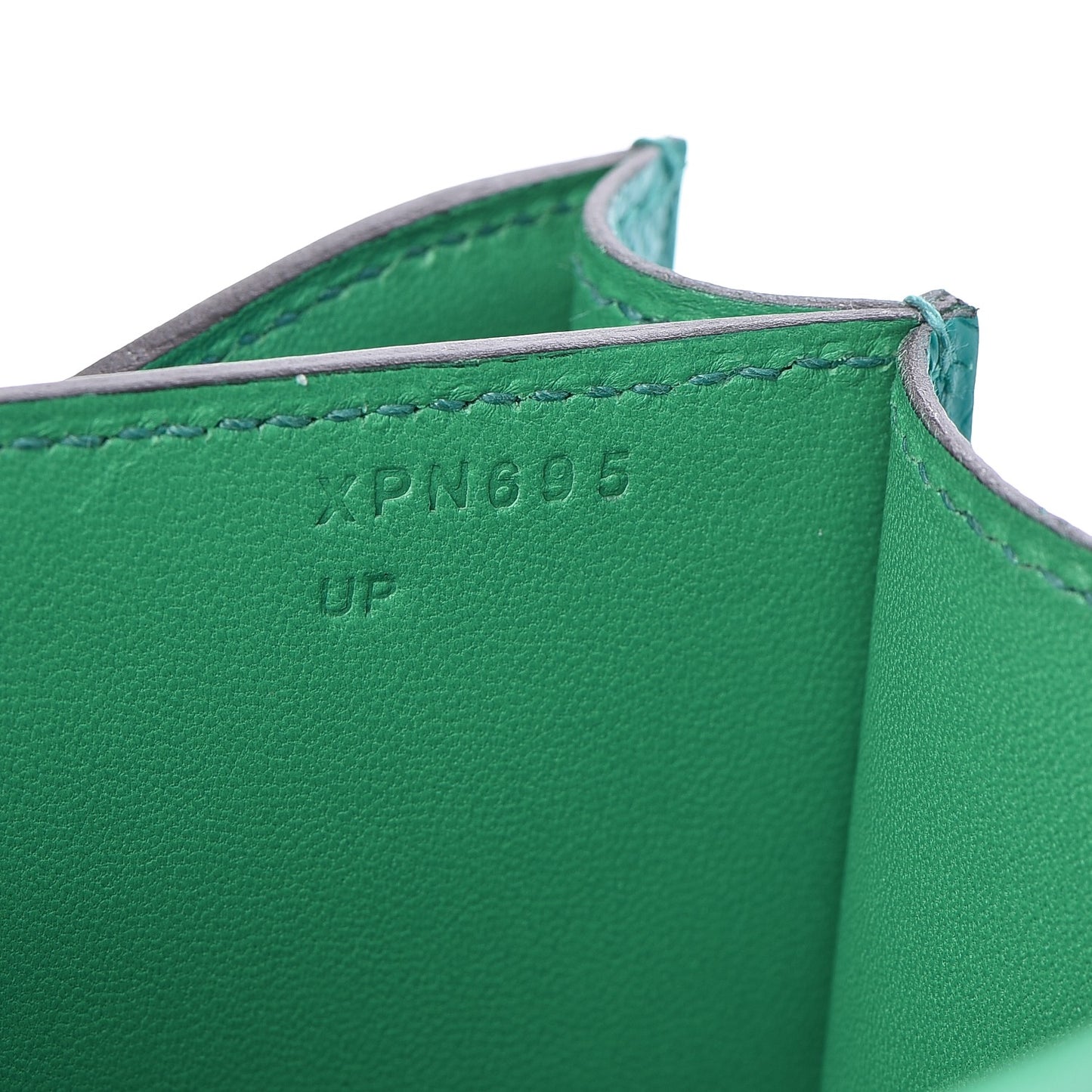 Epsom Enamel Constance 18 Bleu Paon Menthe