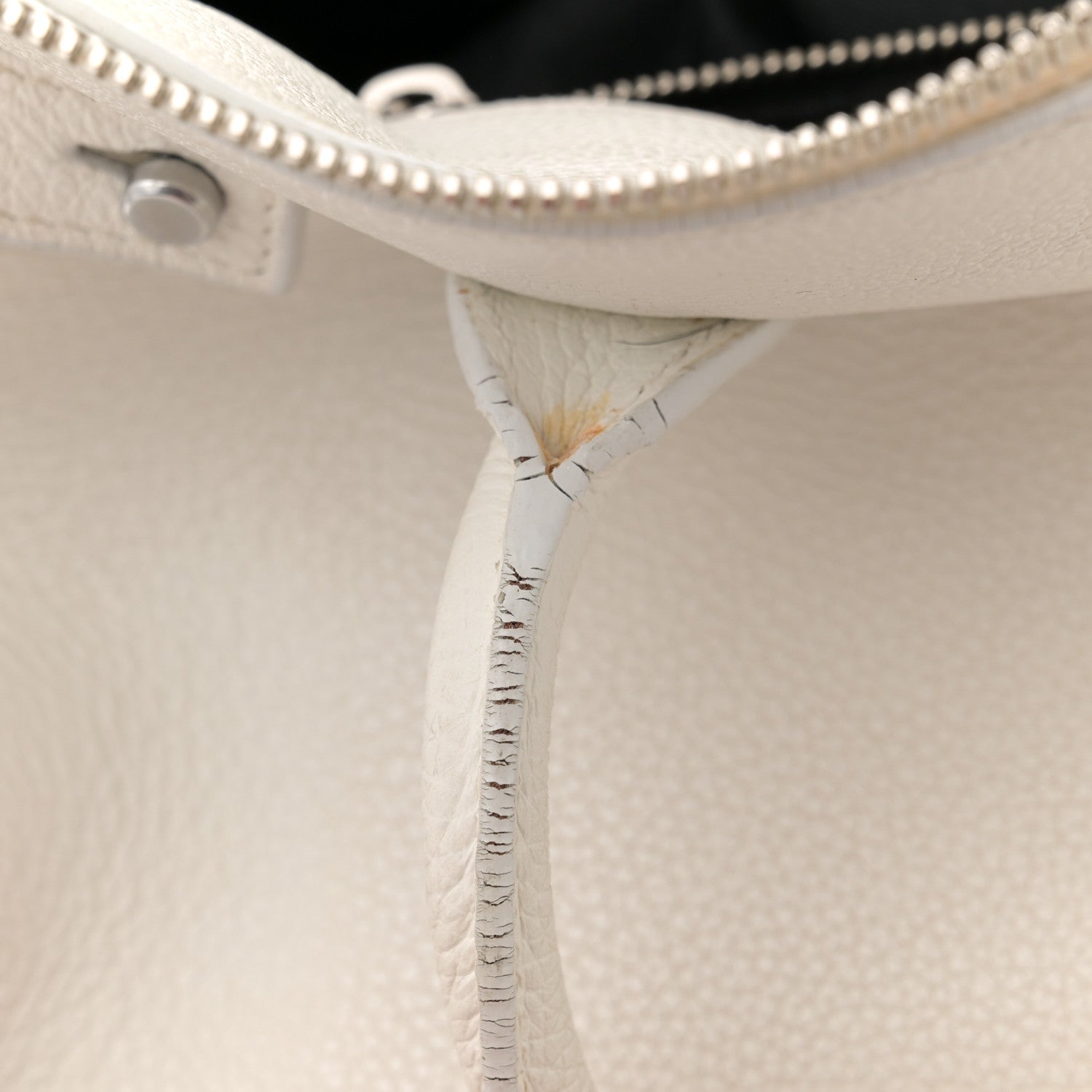 Saint Laurent Calfskin Baby Supple Sac De Jour White 19 of 19