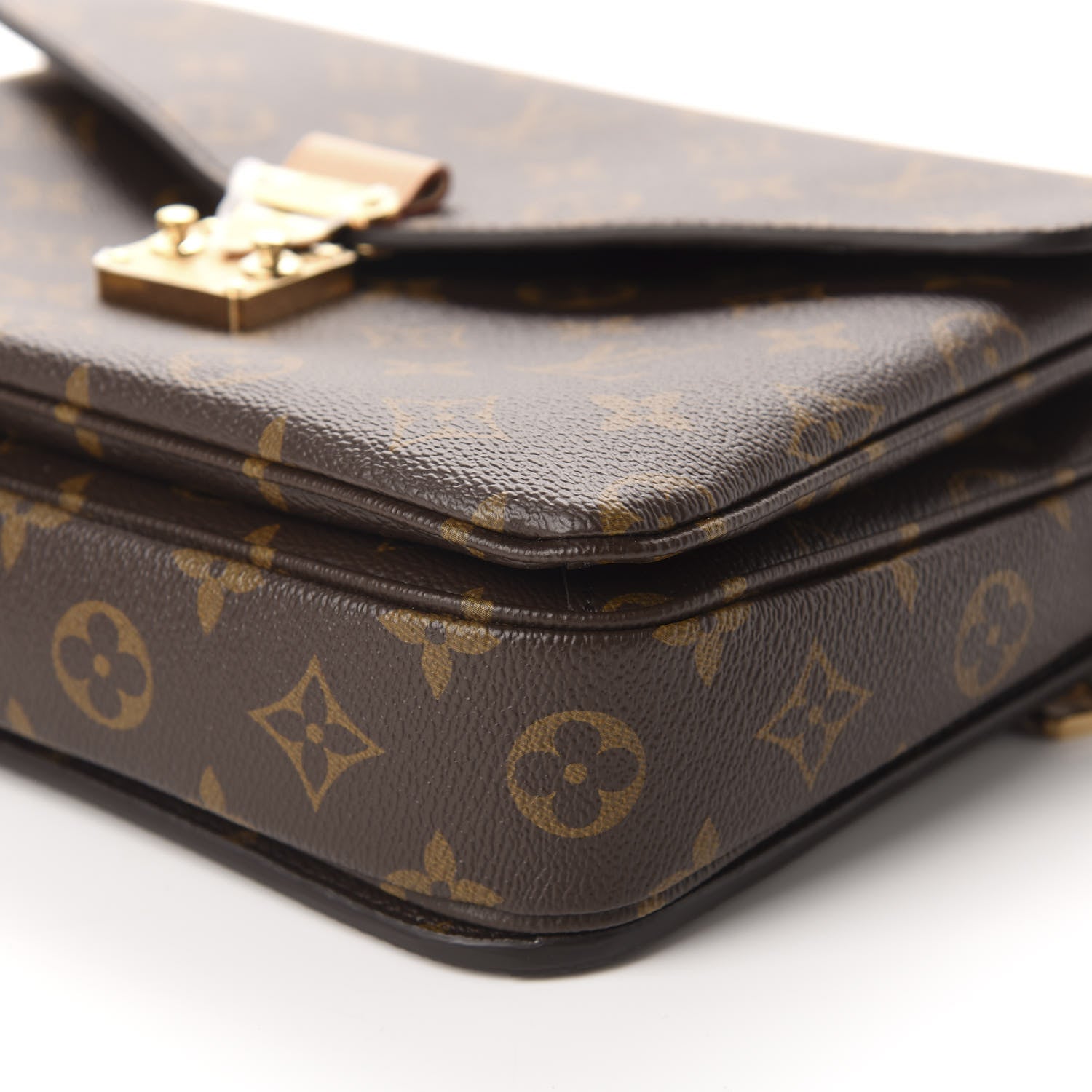 Louis Vuitton Monogram Pochette Metis 7 of 10