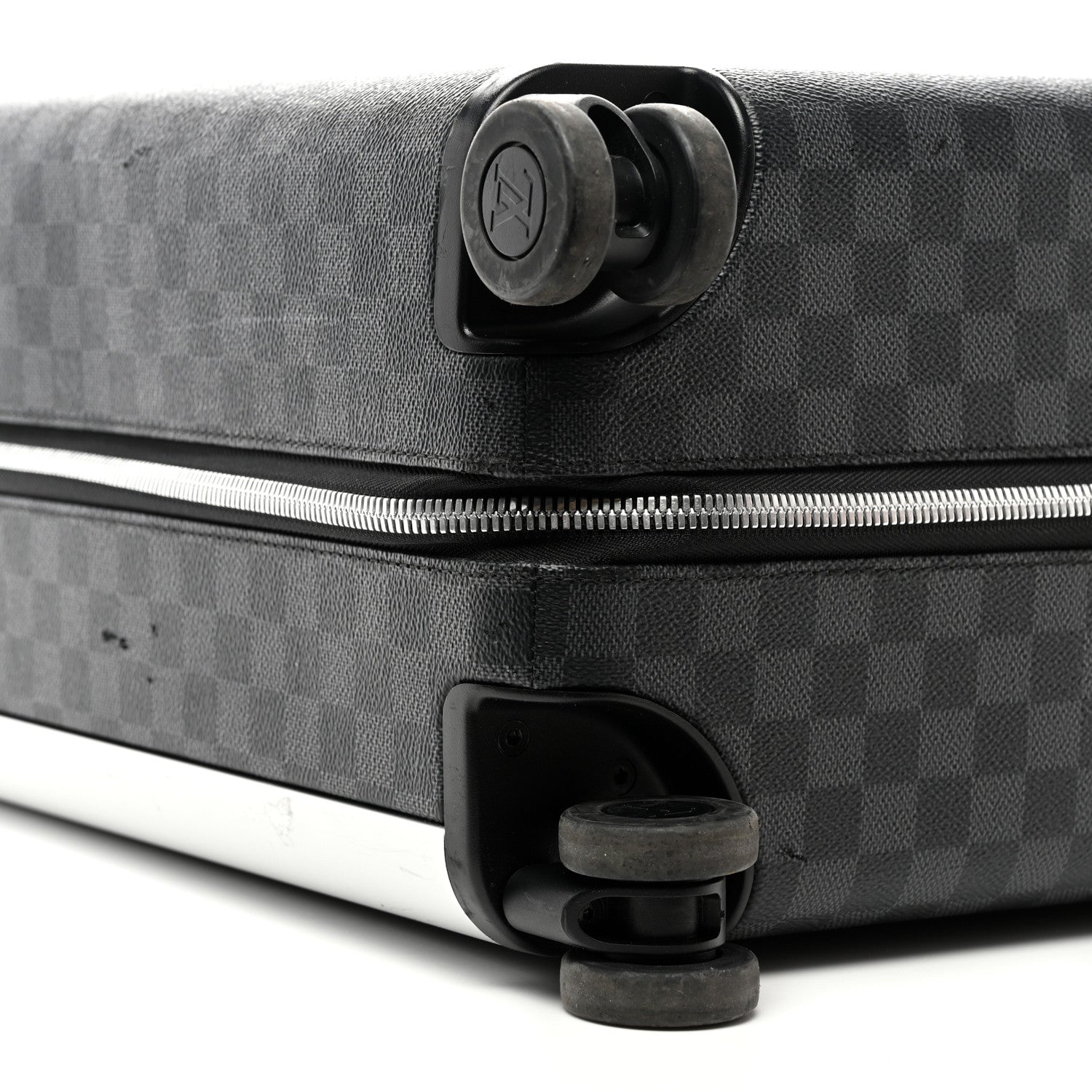 Louis Vuitton Damier Graphite Horizon 55 9 of 18