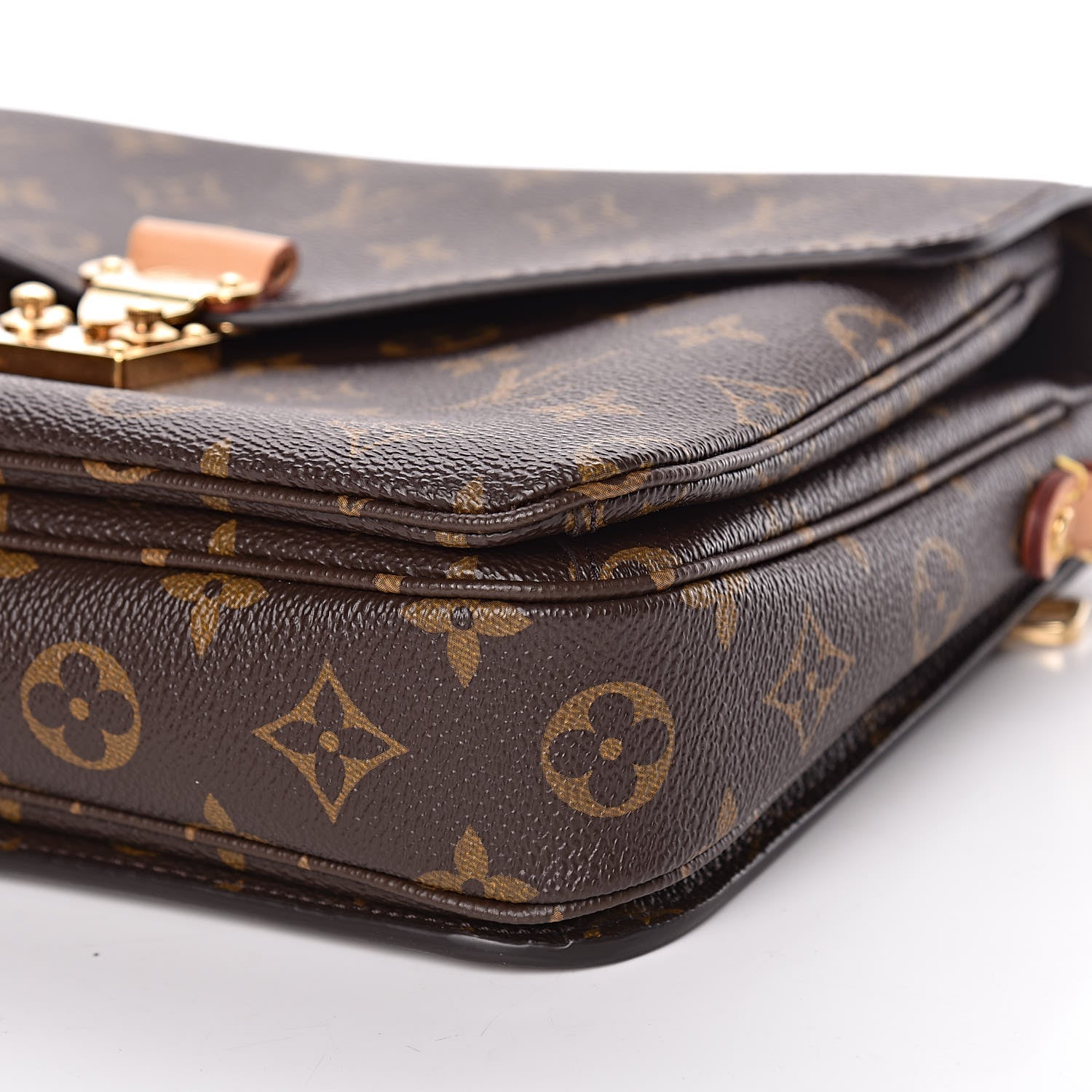 Louis Vuitton Monogram Pochette Metis 9 of 11