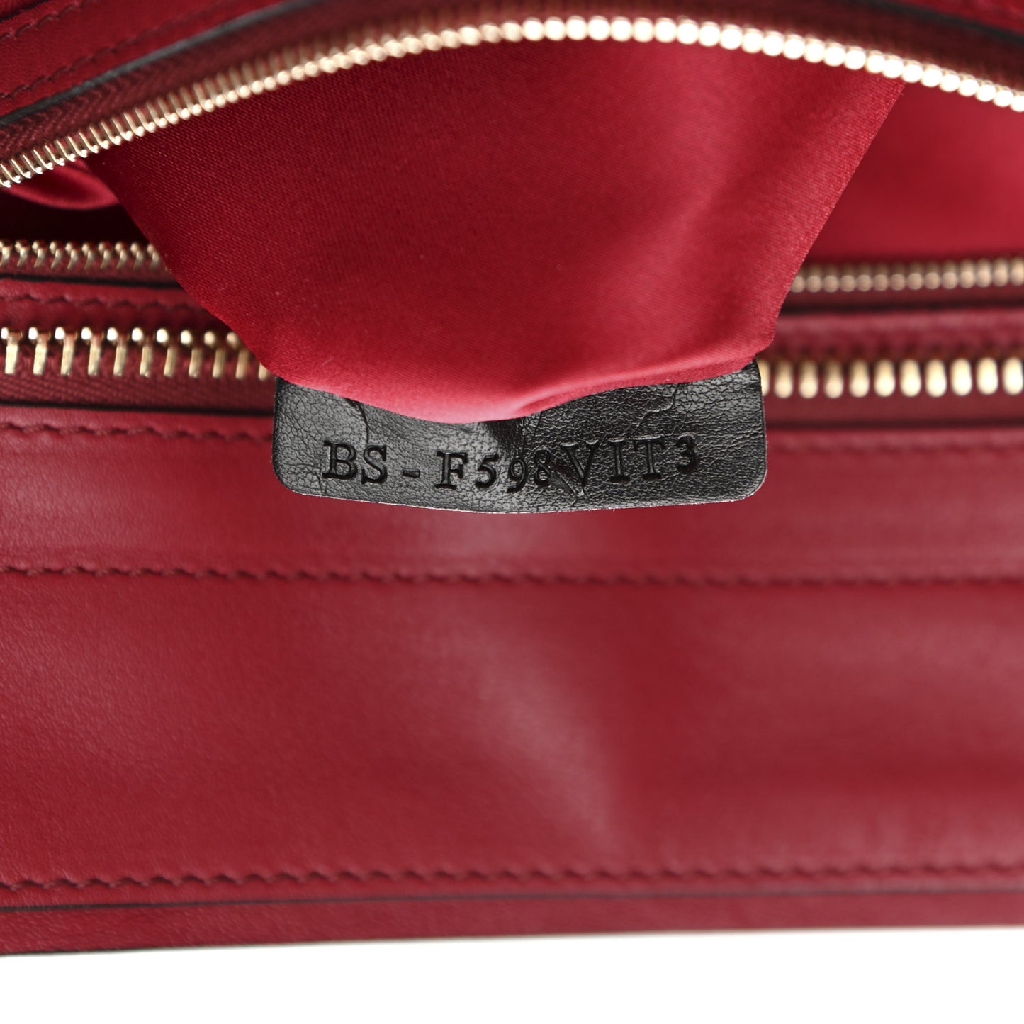 Vitello Macro Rockstud Runway Tote Scarlet