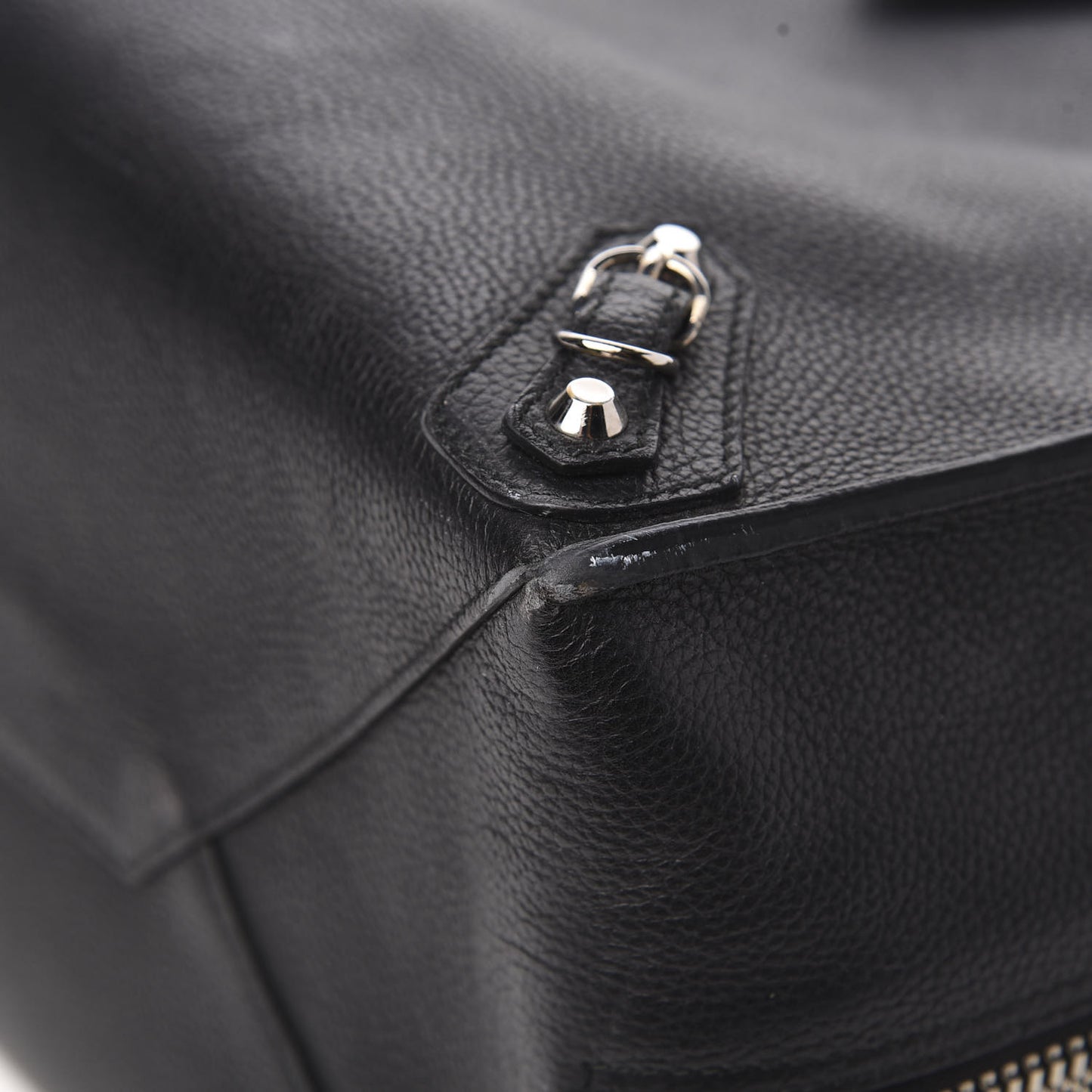 Supple Calfskin Papier A4 Zip Around Tote Black