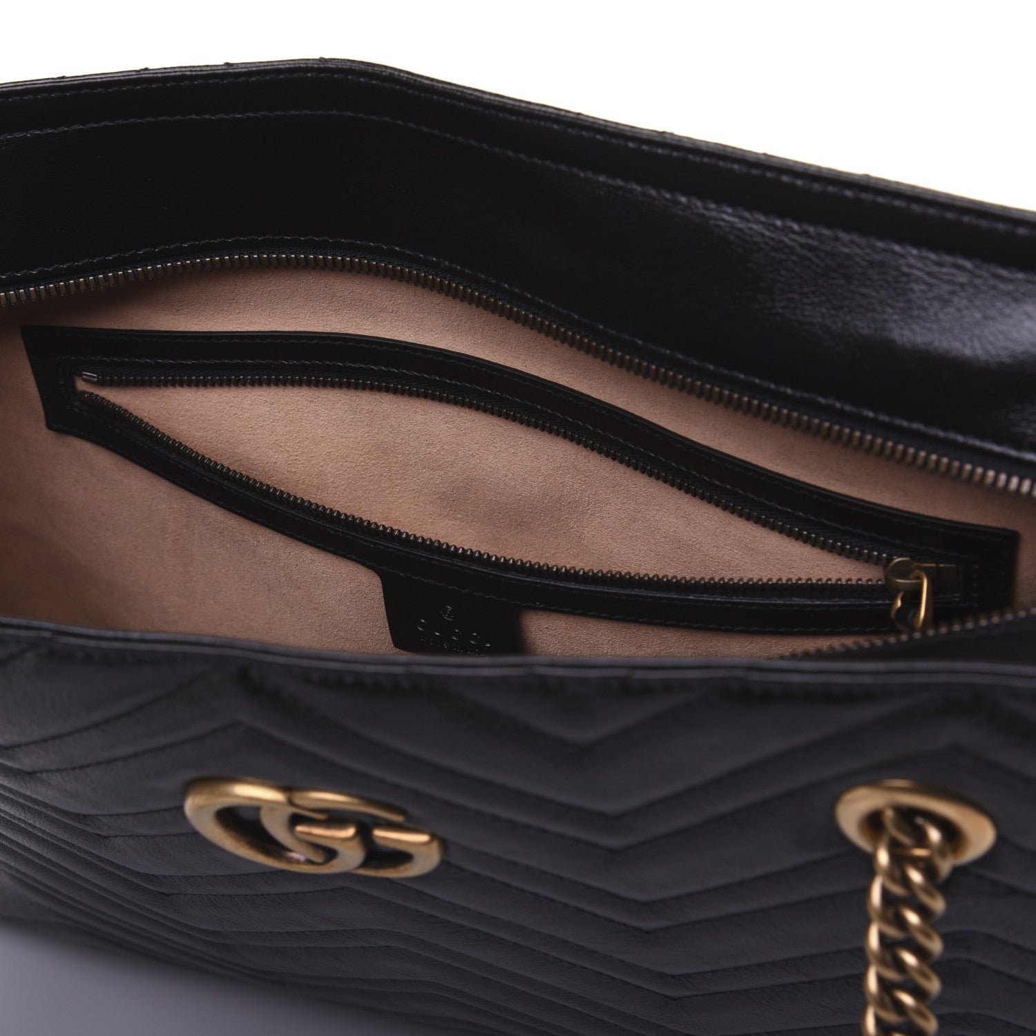 Gucci Vintage Calfskin Matelasse Medium GG Marmont Slim Tote Black 11 of 16
