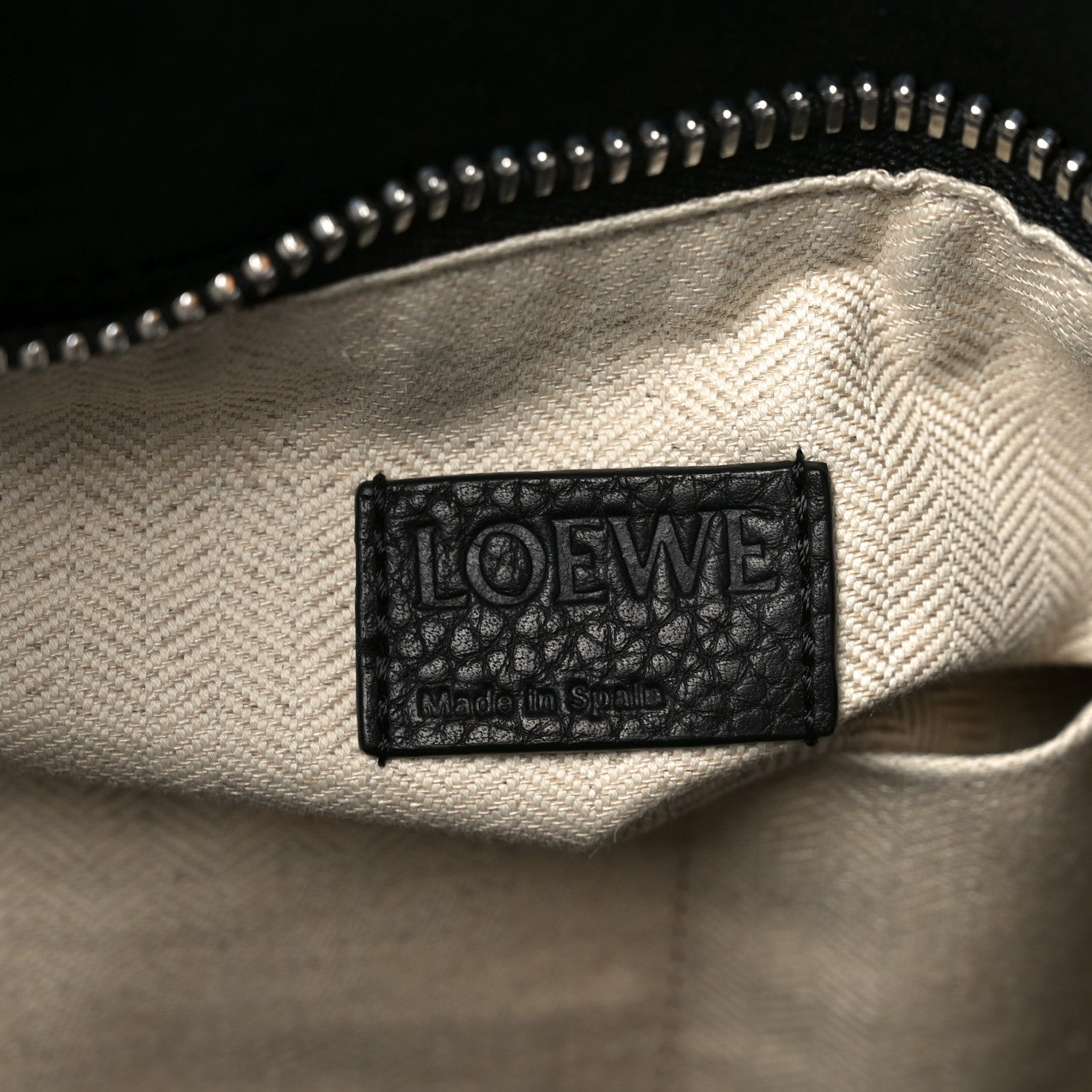 Loewe Grained Calfskin Large Puzzle Bag Black 6 of 9