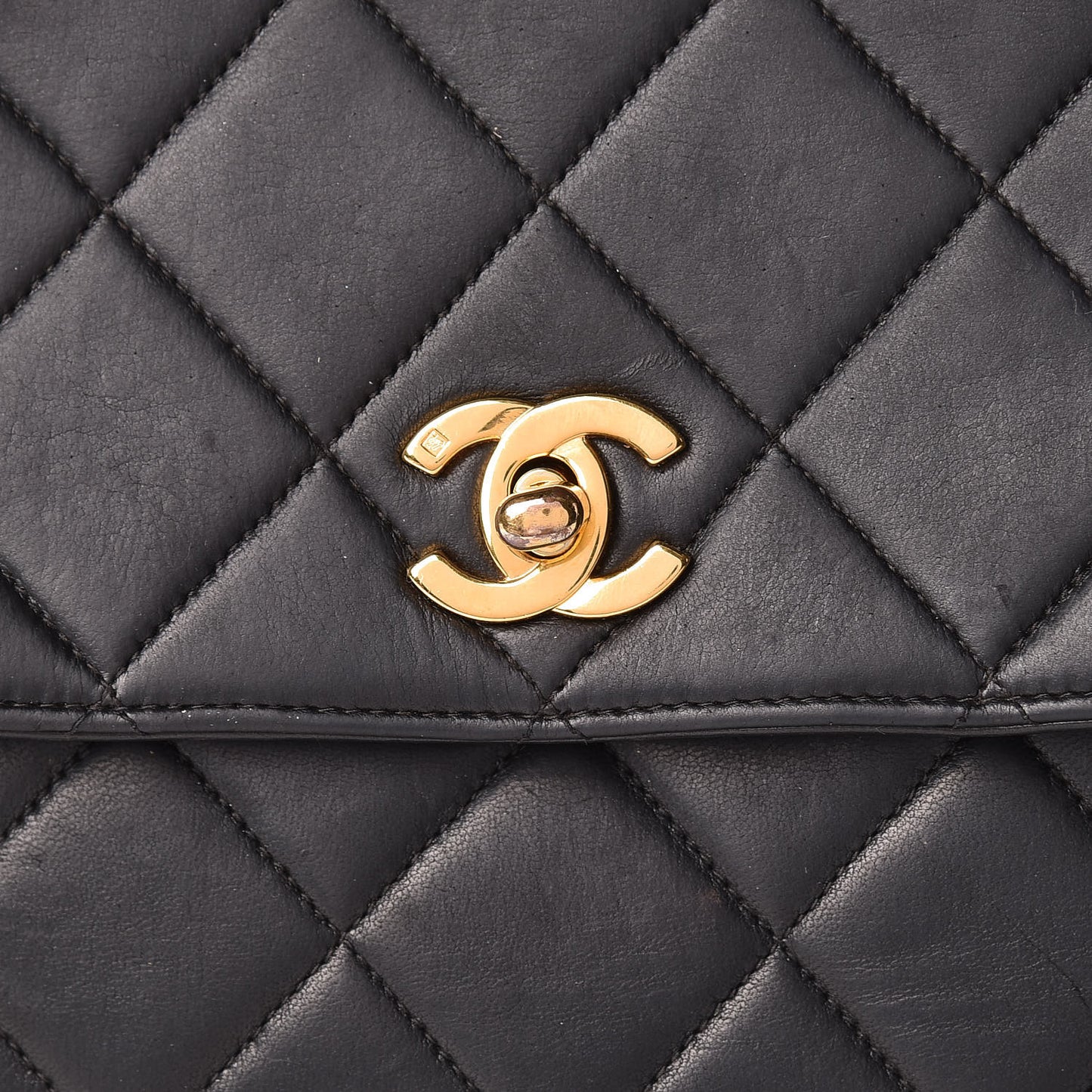 Lambskin Quilted Shoulder Bag Black
