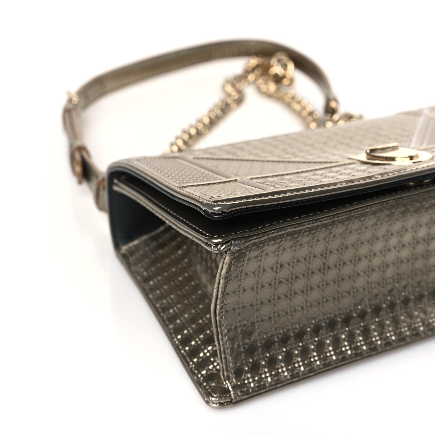 Christian Dior Metallic Patent Micro-Cannage Medium Diorama Flap Bag Gold 7 of 8