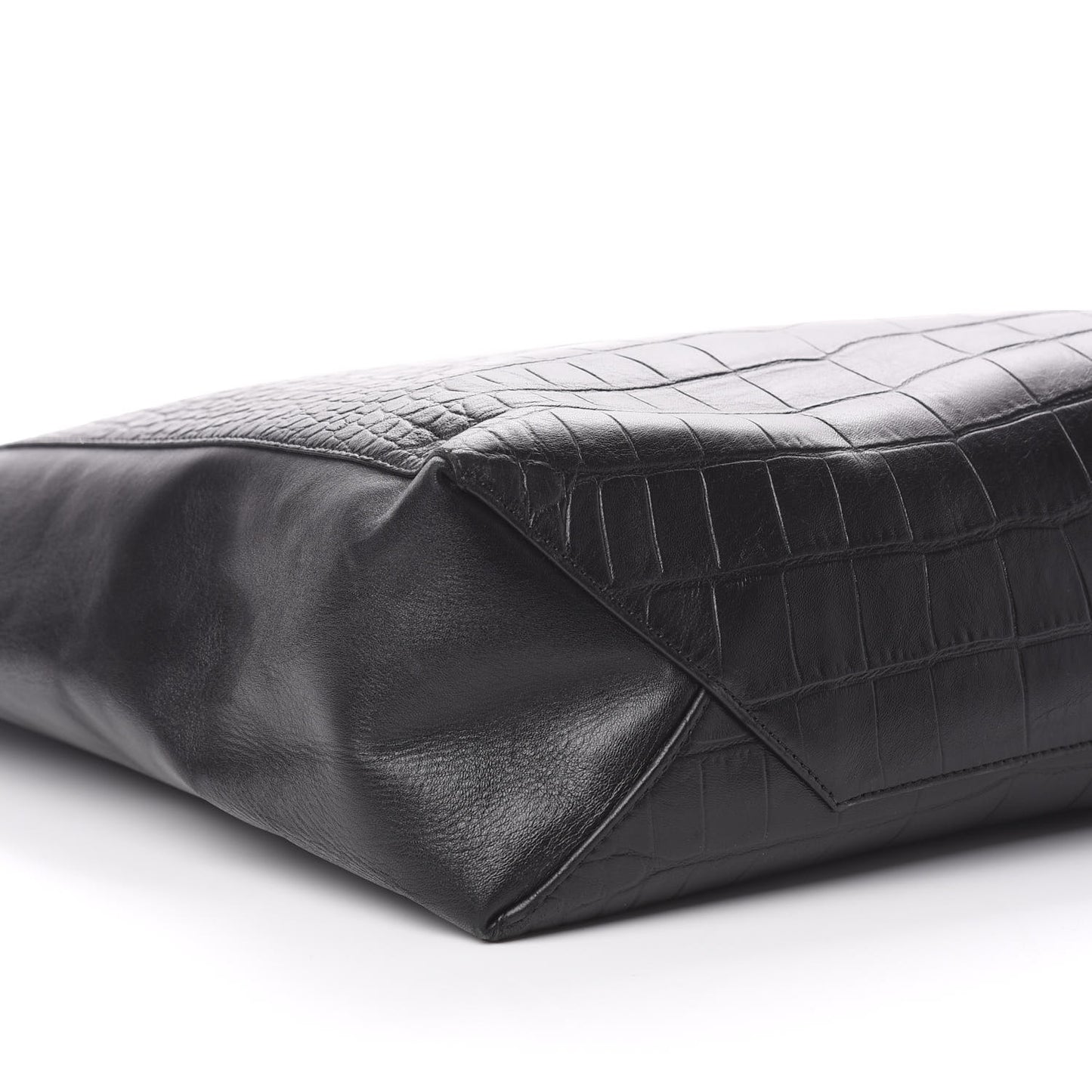 Lambskin Crocodile Embossed Vertical Cabas Black