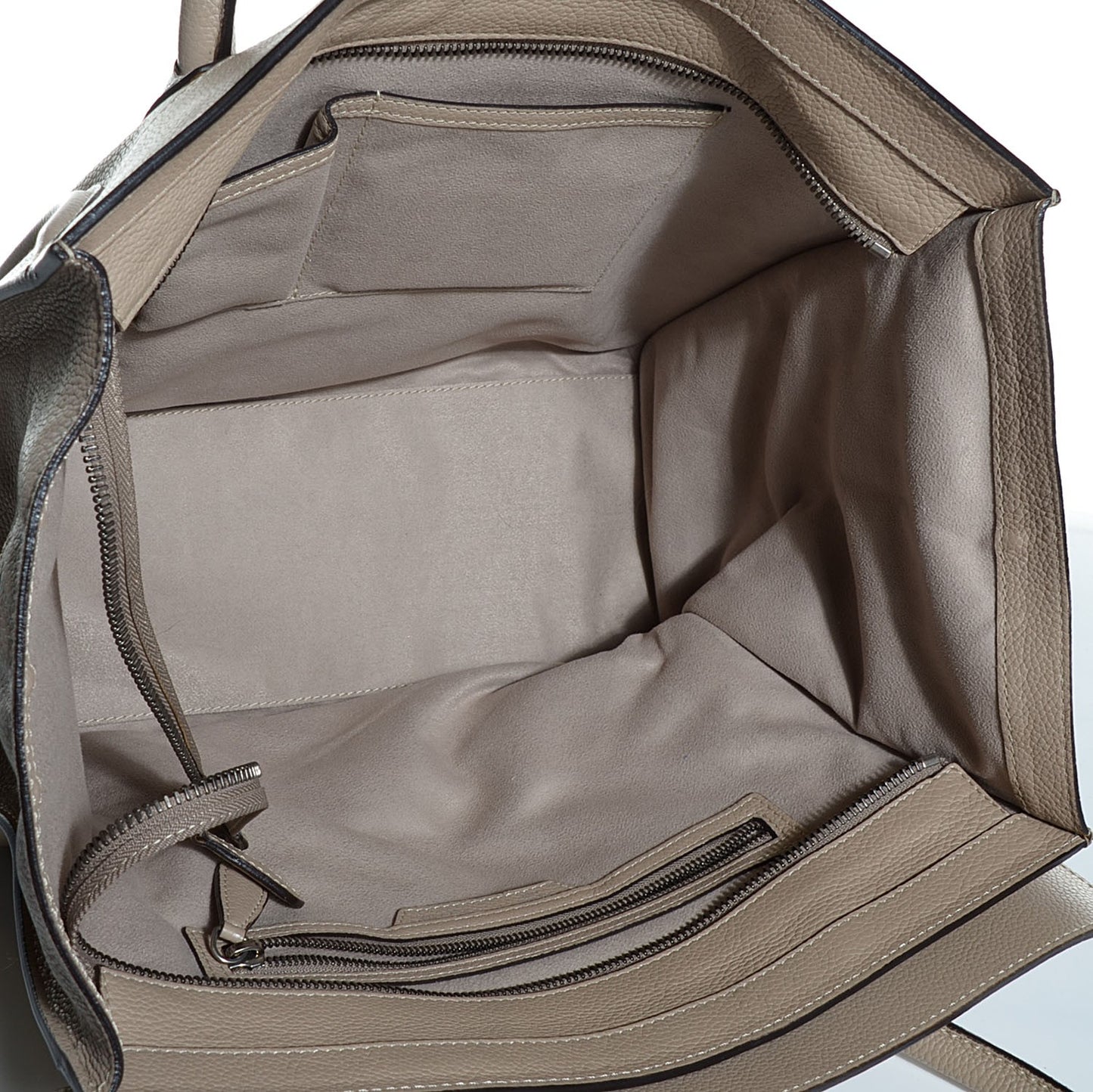 Drummed Calfskin Shoulder Luggage Dune