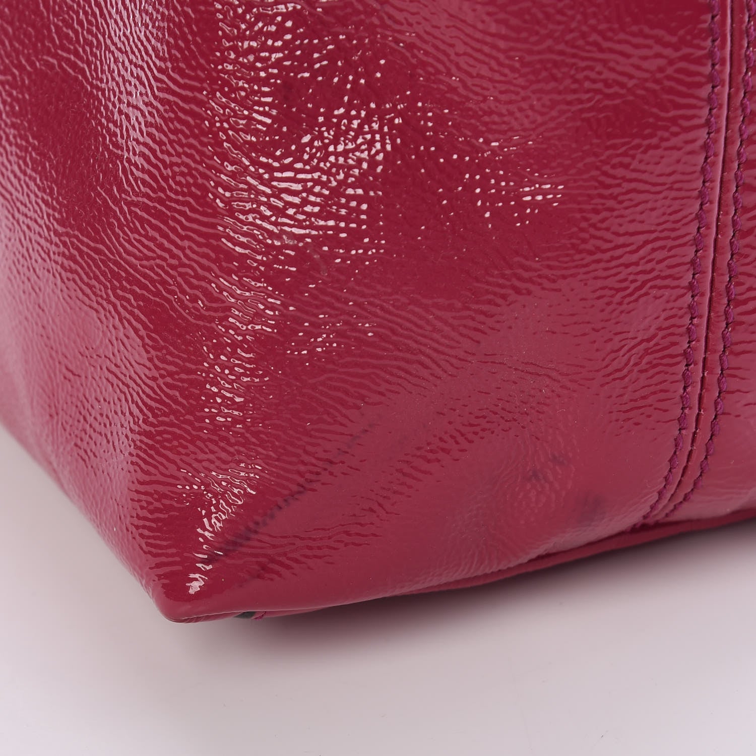 Gucci Vernice Naplack Medium Soho Chain Shoulder Bag Bright Bouganville 17 of 21