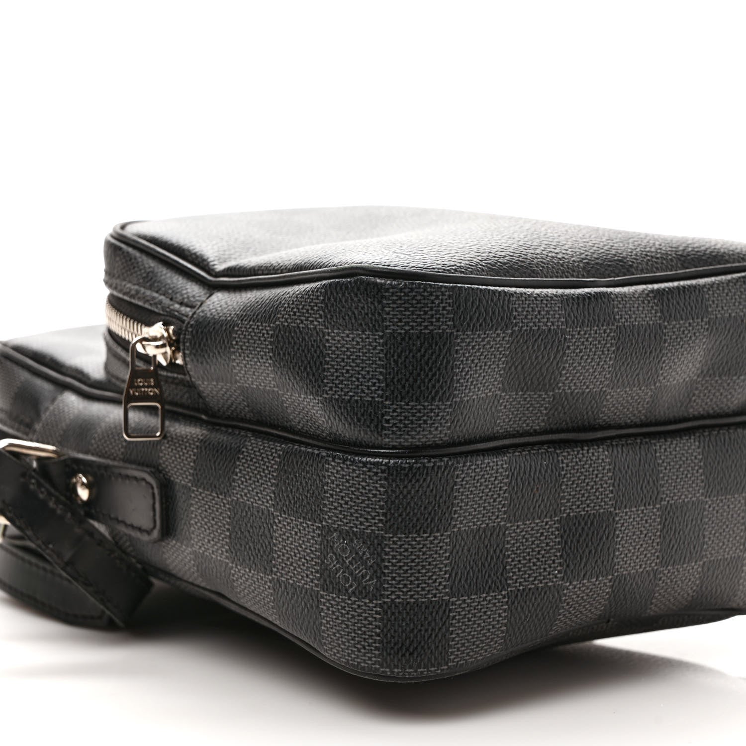 Louis Vuitton Damier Graphite Amazone 7 of 8