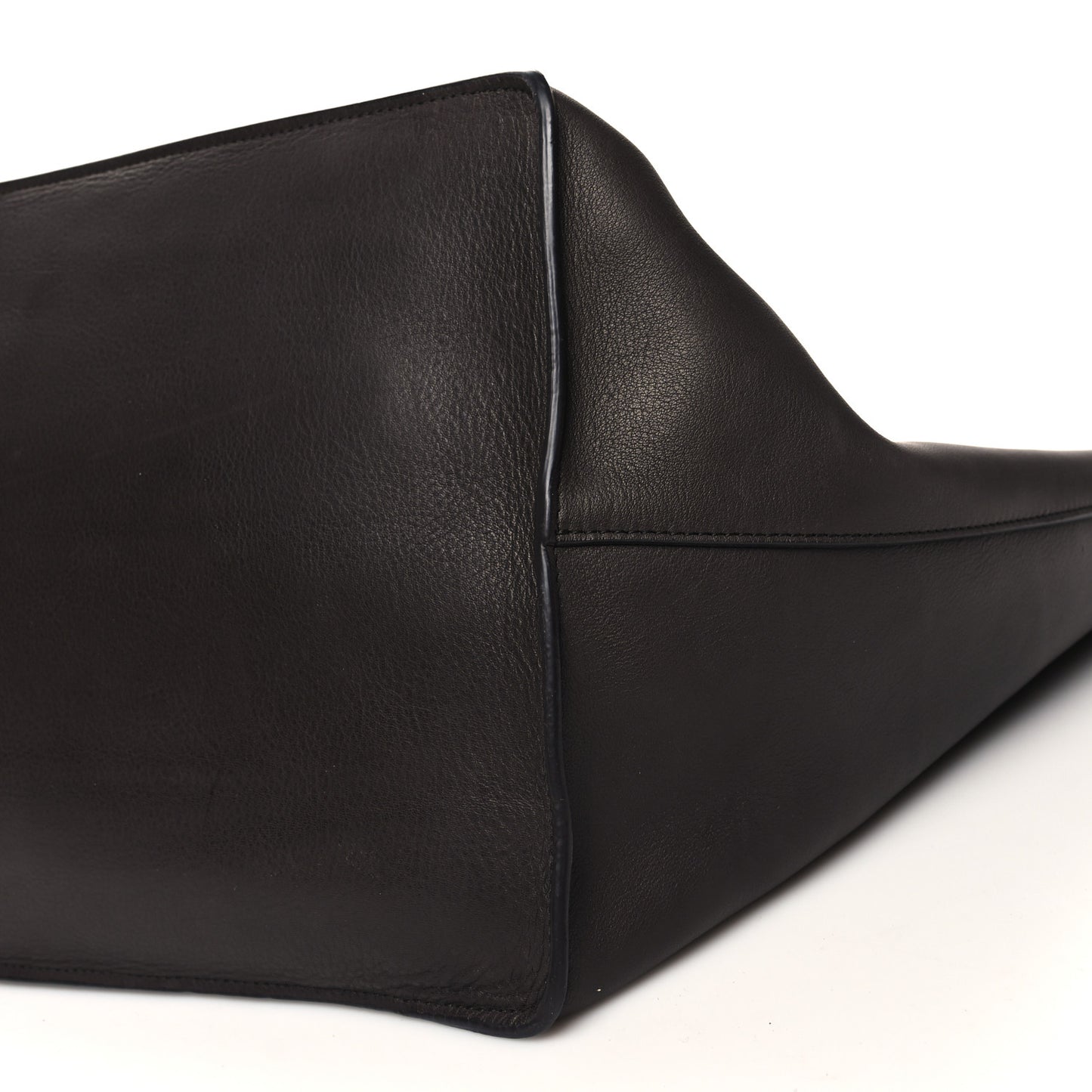 Polished Saddle Calfskin Idaho XL Dark Brown