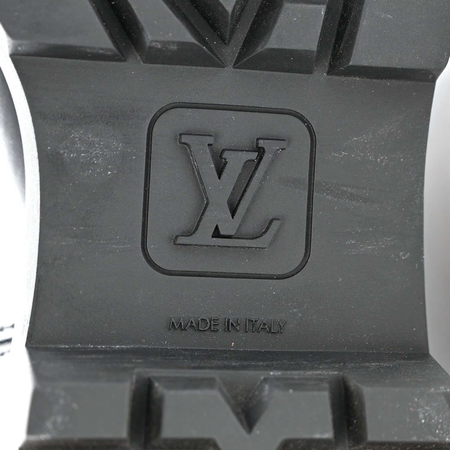 Louis Vuitton Canvas Calfskin Territory Flat High Ranger Boots 37 Khaki 10 of 10