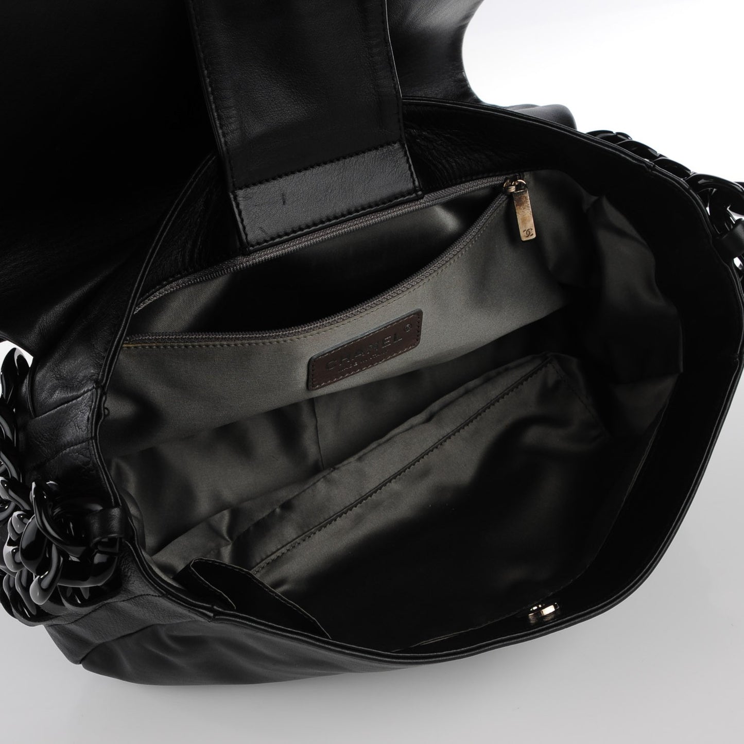 Calfskin Modern Chain Rhodoid Flap Black