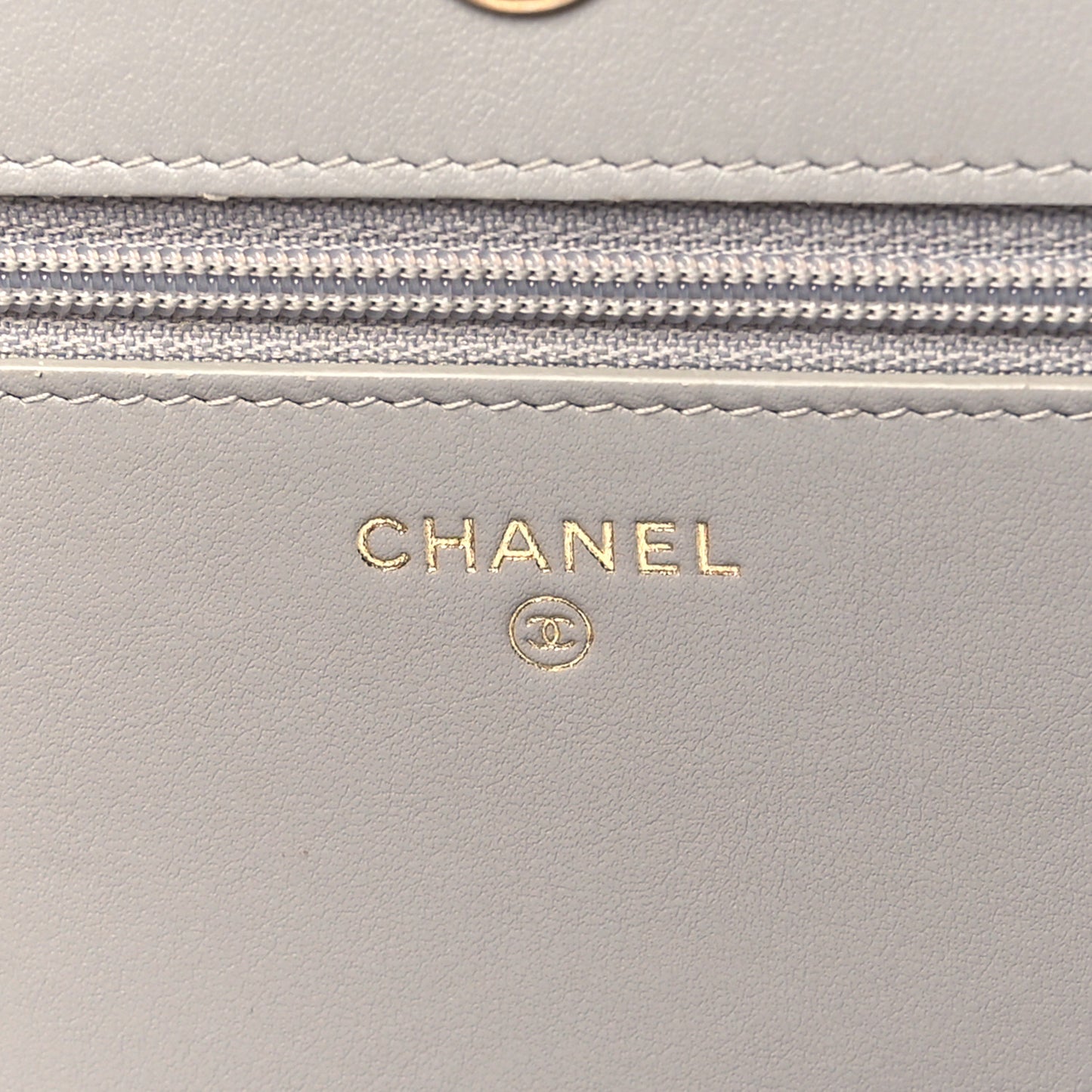 Caviar Quilted Boy Wallet On Chain WOC Grey