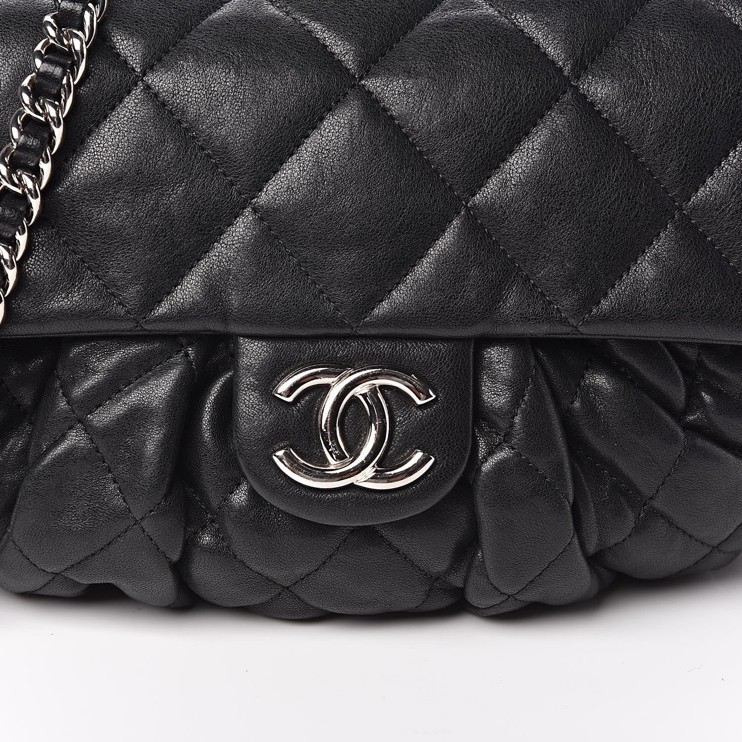 Chanel Washed Lambskin Quilted Medium Chain Around Messenger Black 10 of 10