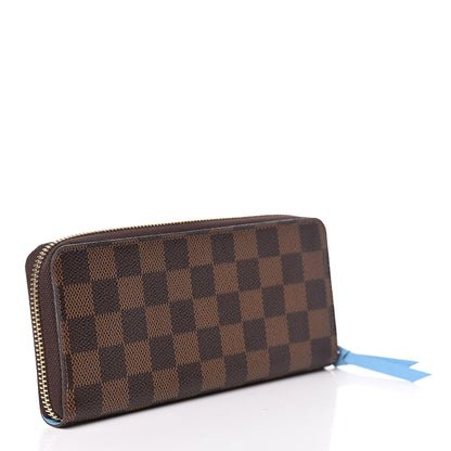 Louis Vuitton Damier Ebene 2017 Christmas Animation Clemence Wallet 3 of 7