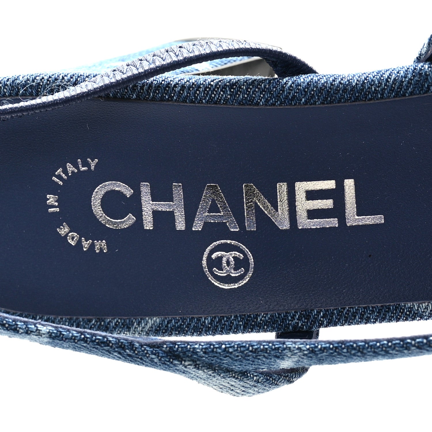 Chanel Printed Denim Cap Toe CC Slingback Pumps 38.5 Dark Blue White 8 of 9
