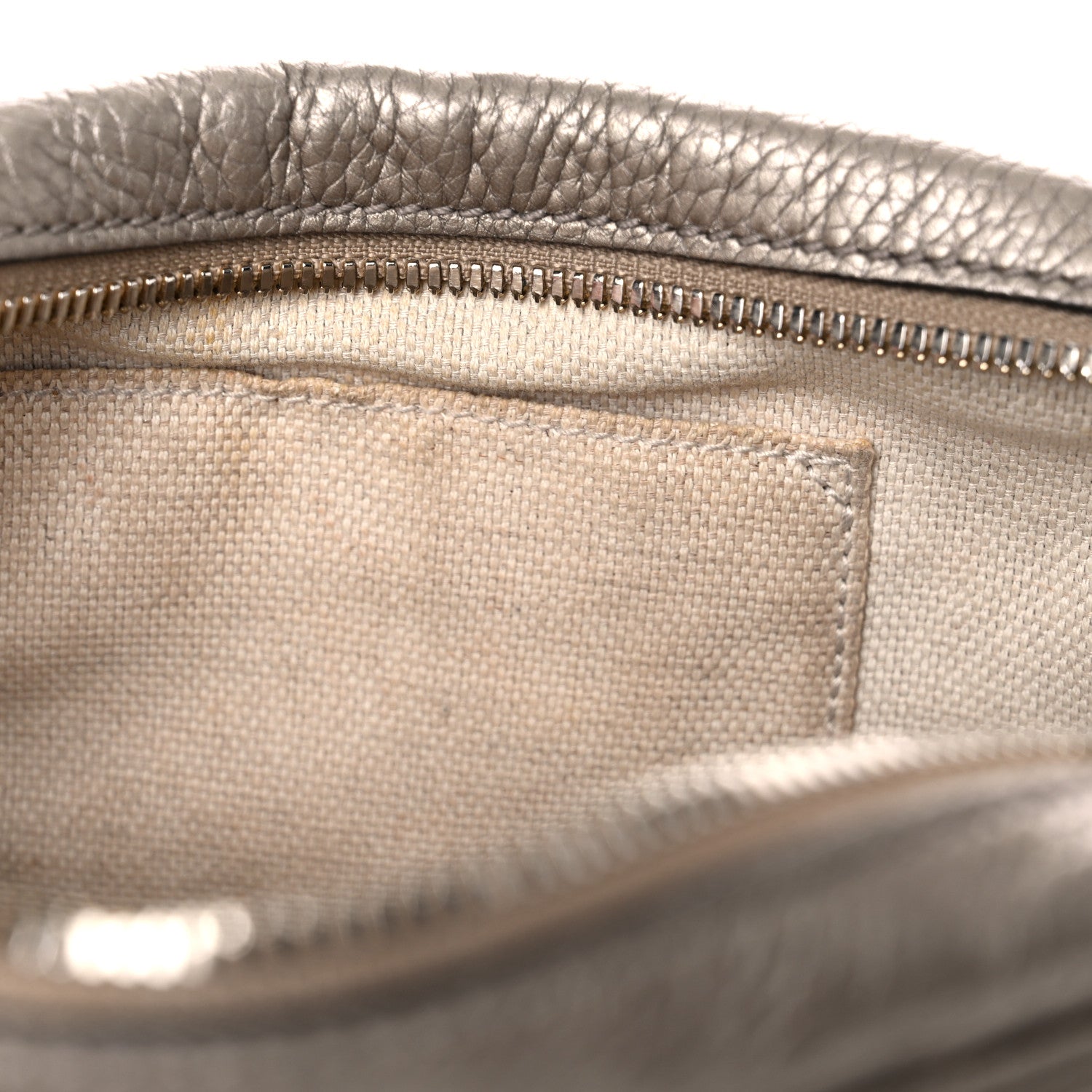 Gucci Metallic Pebbled Calfskin Small Soho Disco Bag Golden Beige 13 of 20