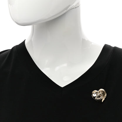 Chanel Metal CC Heart Turnlock Brooch Gold 2 of 4