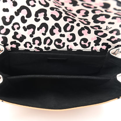 Louis Vuitton Monogram Giant Wild At Heart Pochette Metis Arizona 4 of 7