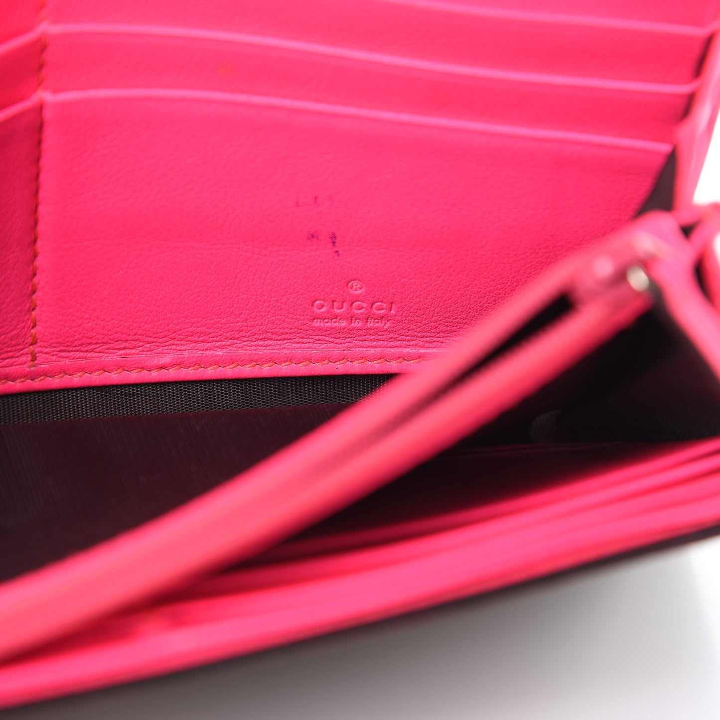 GG Supreme Monogram Continental Heart Wallet Fluorescent Fuchsia