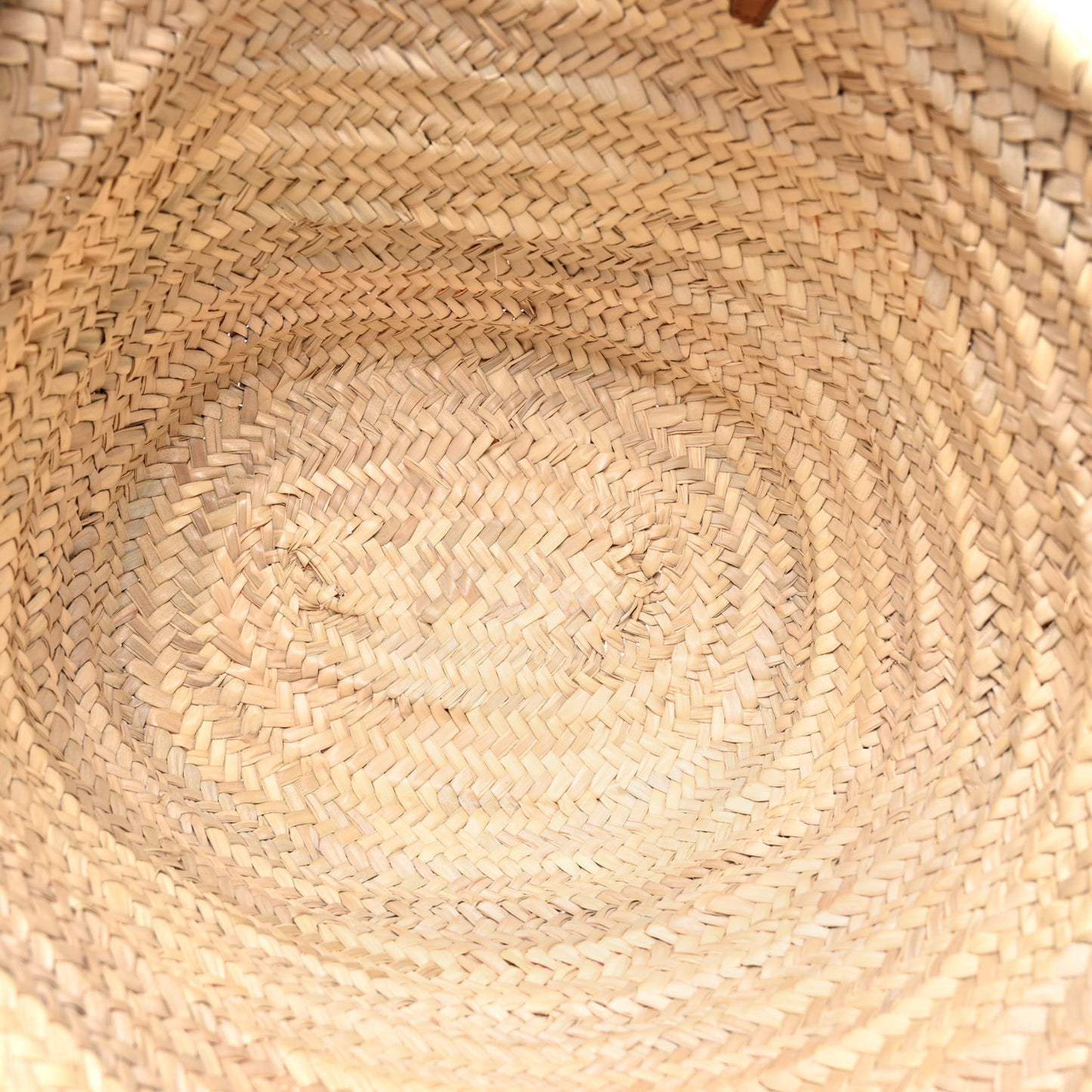 Raffia Calfskin Triomphe Large Panier Tan