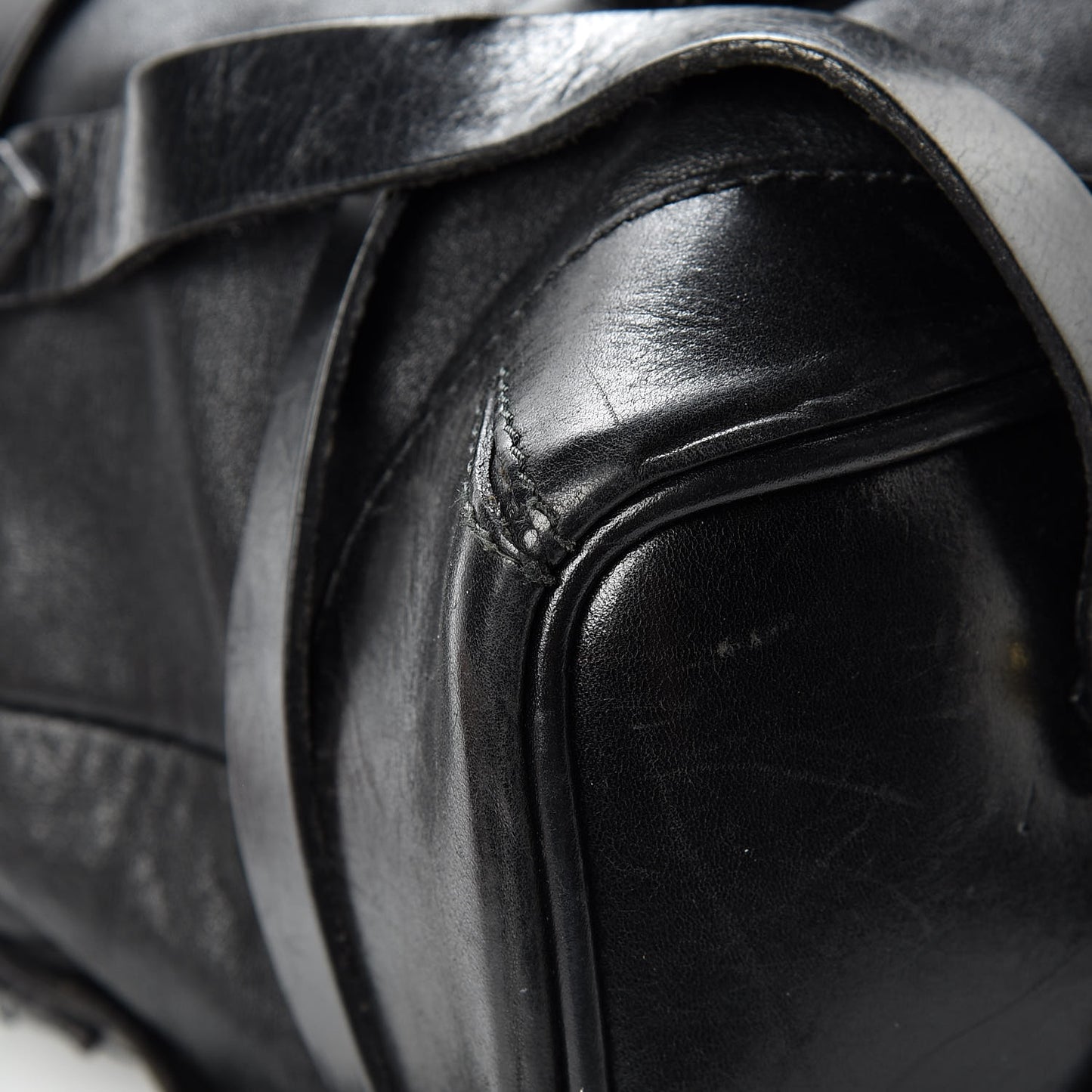 Soft Lambskin Bridle Calfskin Medium Gosford Hobo Black