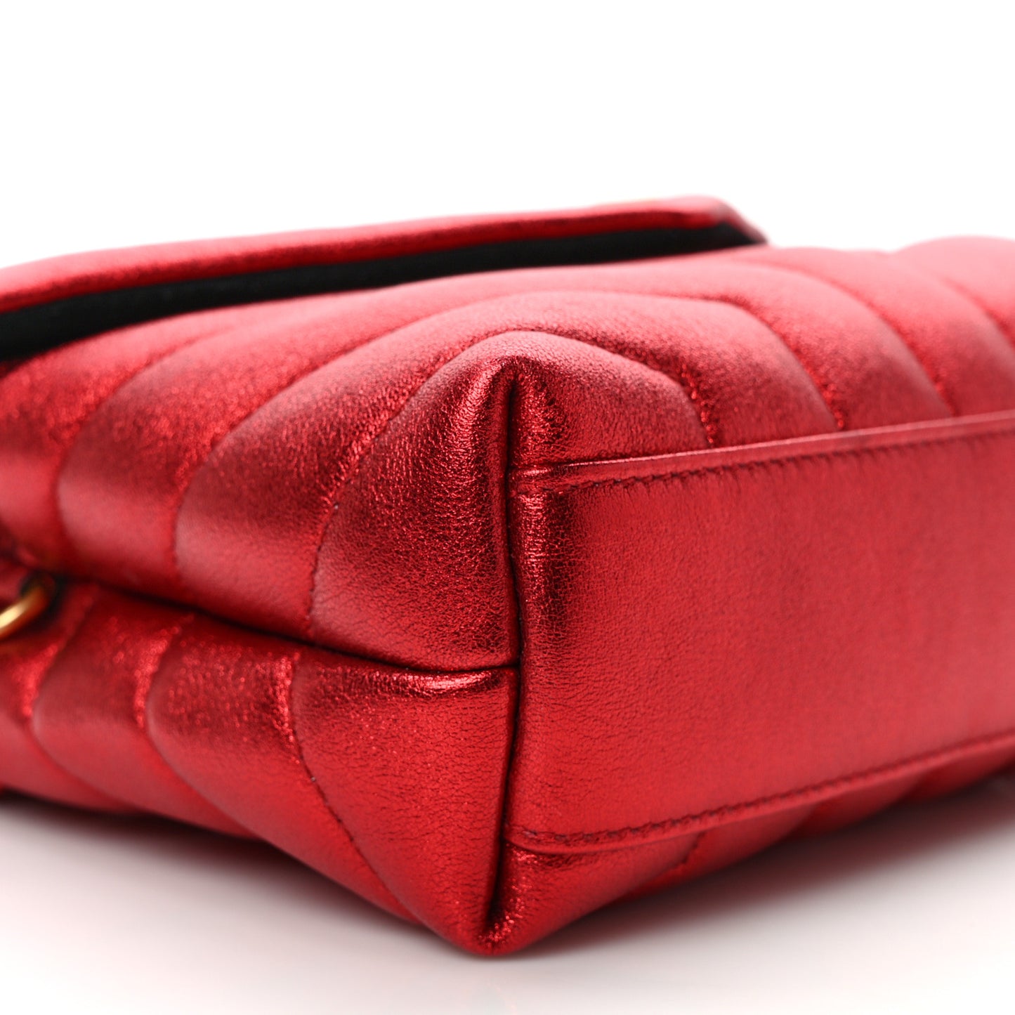 Metallic Calfskin Matelasse Toy Loulou Monogram Chain Satchel Red
