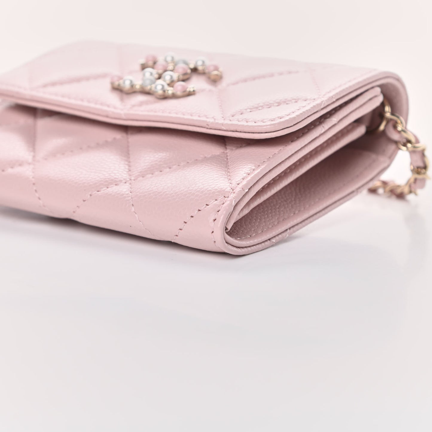 Caviar Quilted Coco Candy Card Holder On Chain Light Pink