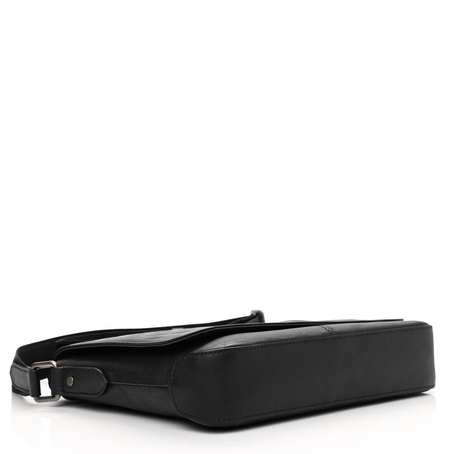 Louis Vuitton Damier Infini District PM Onyx 4 of 8