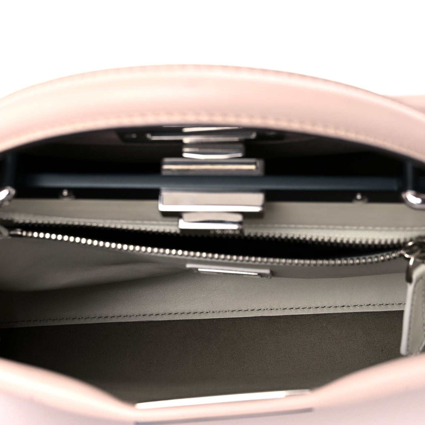 Vitello Seta Shiny Nappa Medium Peekaboo Iconic Satchel Soap Opale