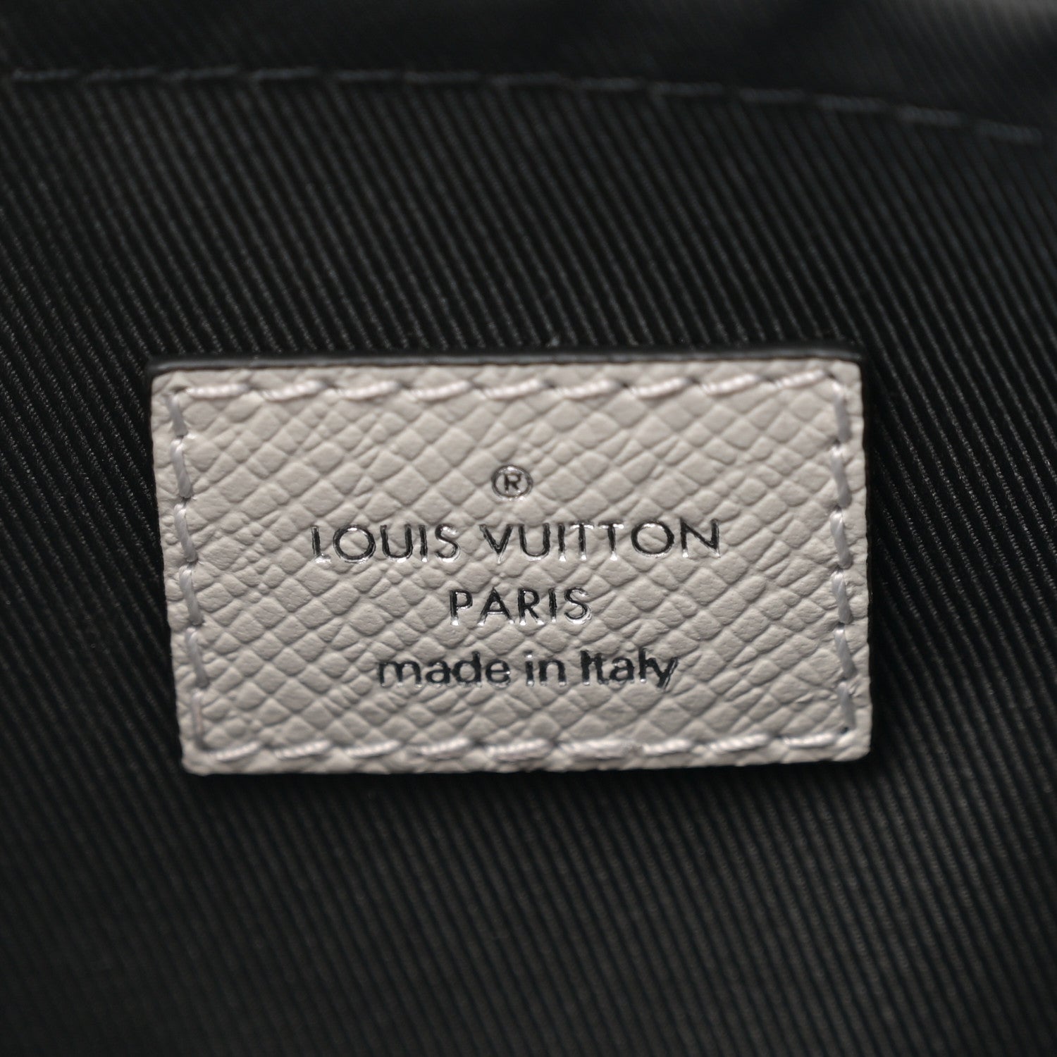 Louis Vuitton Taigarama Outdoor Messenger Antartica 6 of 11