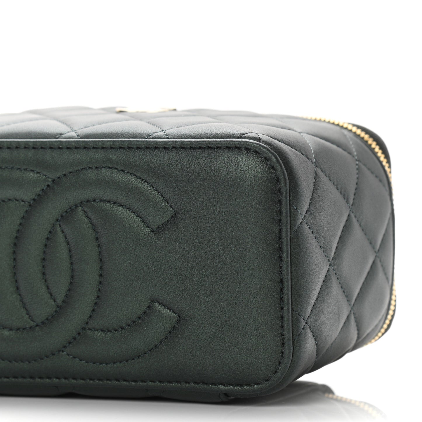 Iridescent Lambskin Quilted Small Top Handle Vanity Case With Chain Green