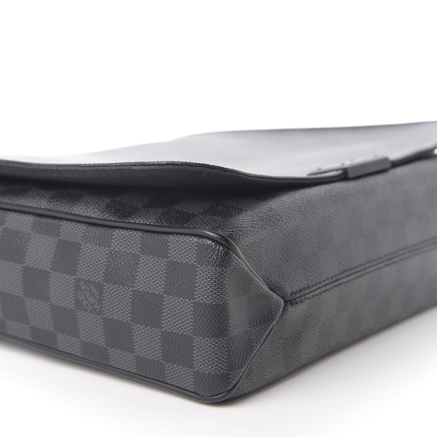 Louis Vuitton Damier Graphite Daniel MM 5 of 8