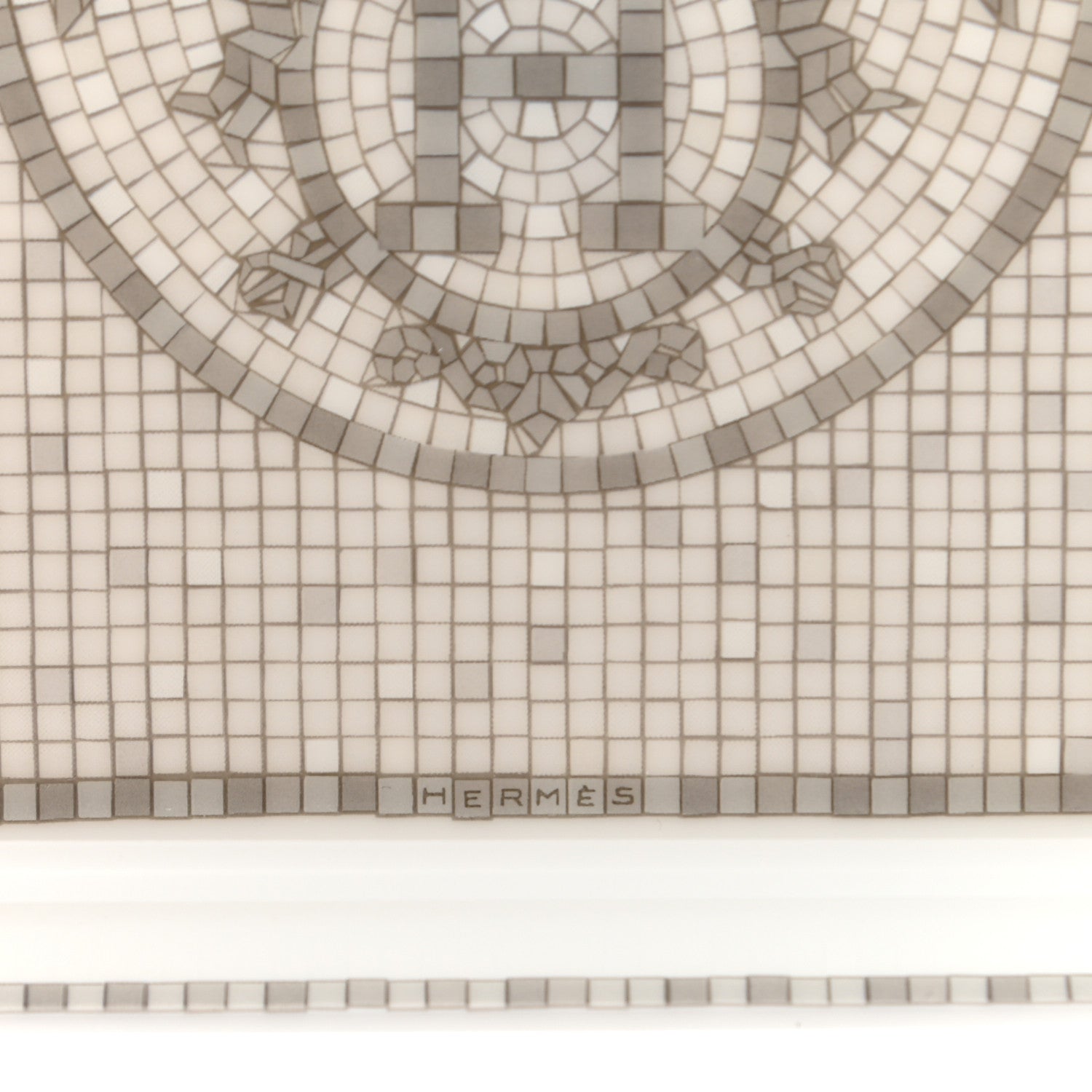 Hermes Porcelain Mosaique Au 24 Sushi Plate Platine 5 of 9