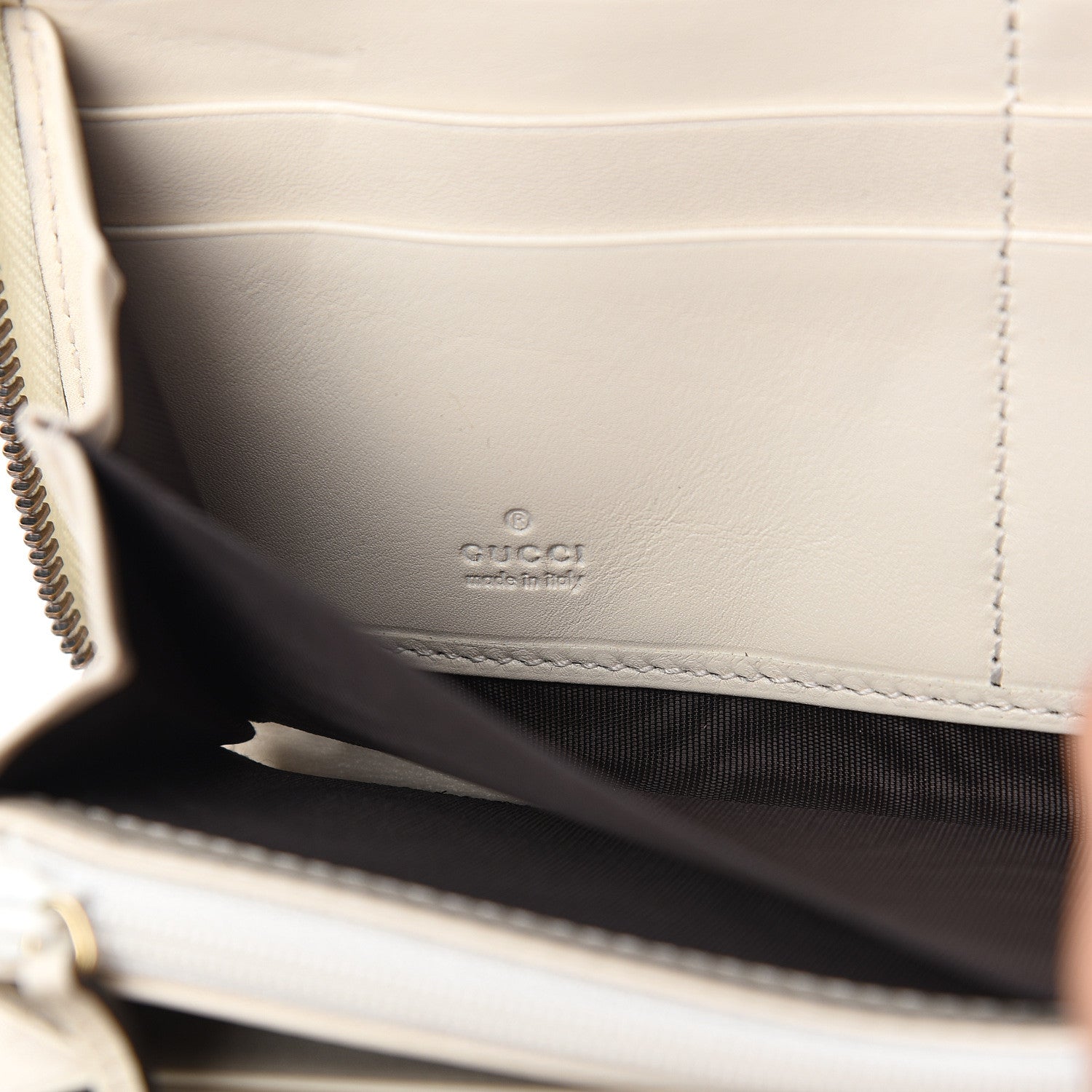 Gucci Calfskin Matelasse GG Marmont Zip Around Wallet White 5 of 6
