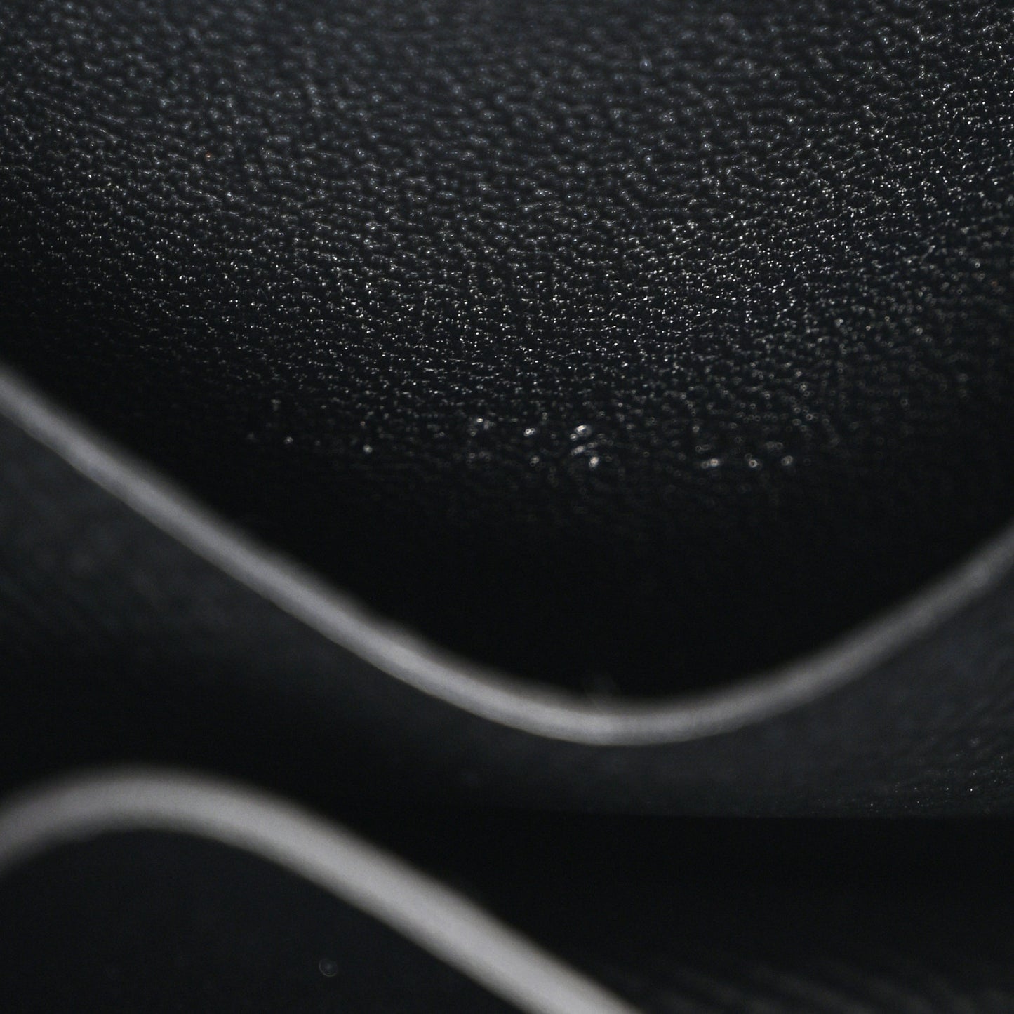 Epsom Constance Slim Wallet Black