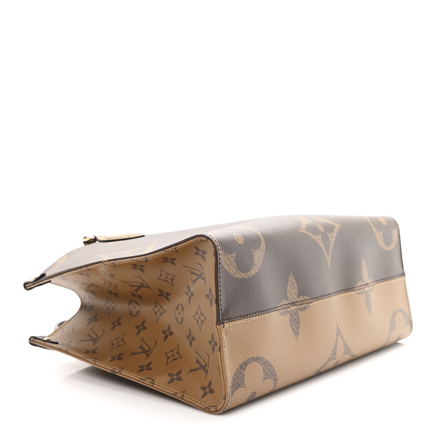 Louis Vuitton Reverse Monogram Giant Onthego MM 4 of 9