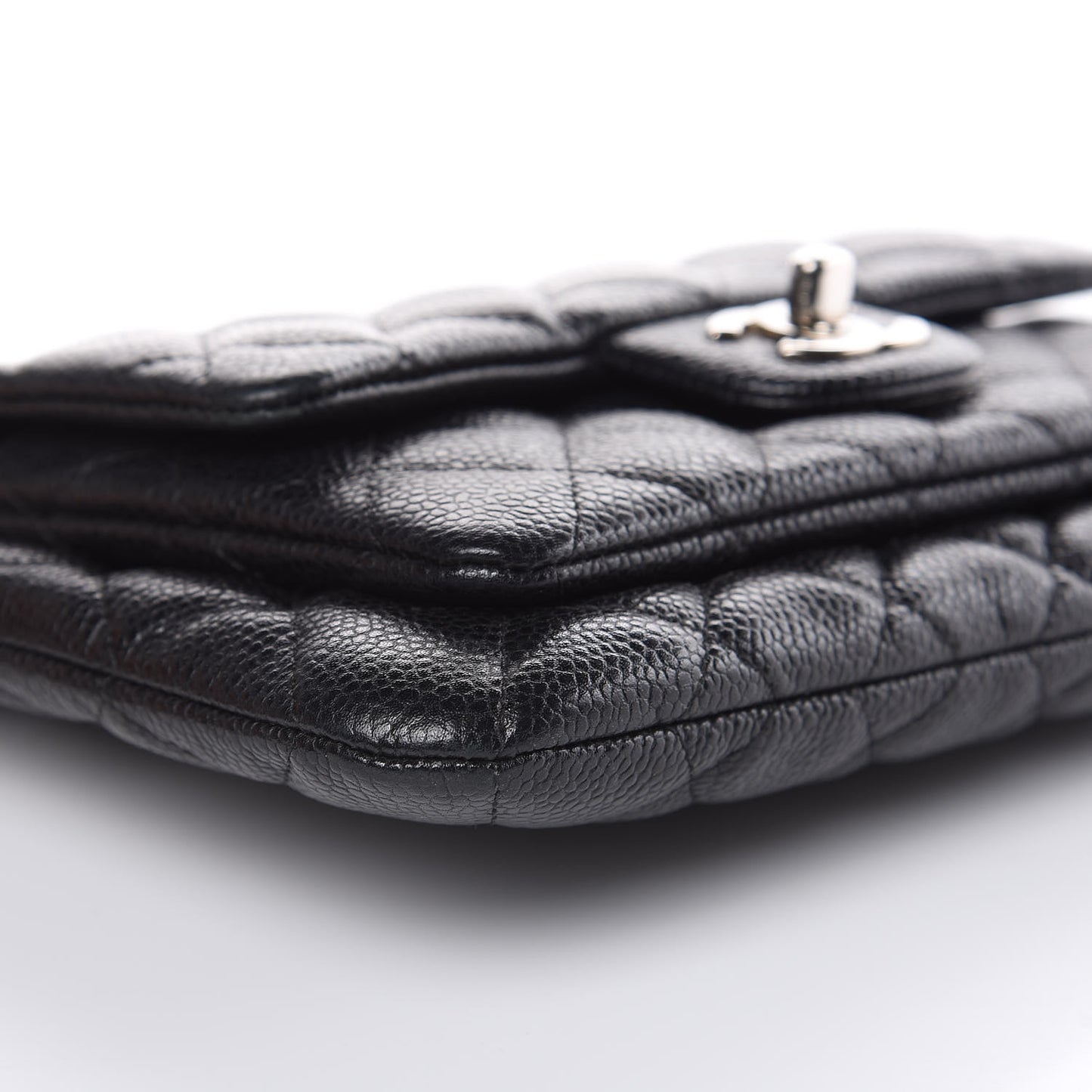 Caviar Quilted Daily Zip Crossbody Bag Black