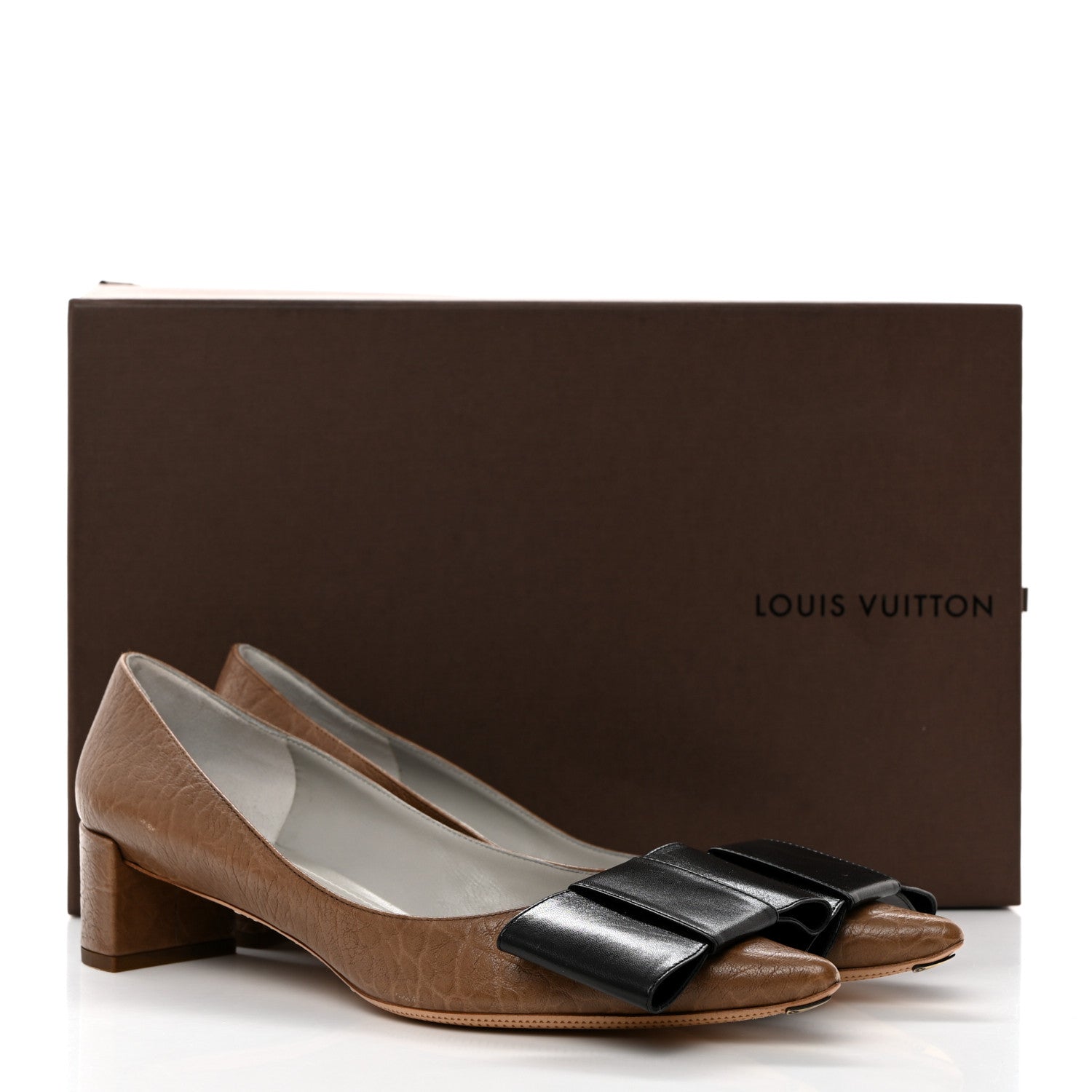 Louis Vuitton Bow Pumps 40 10 of 10