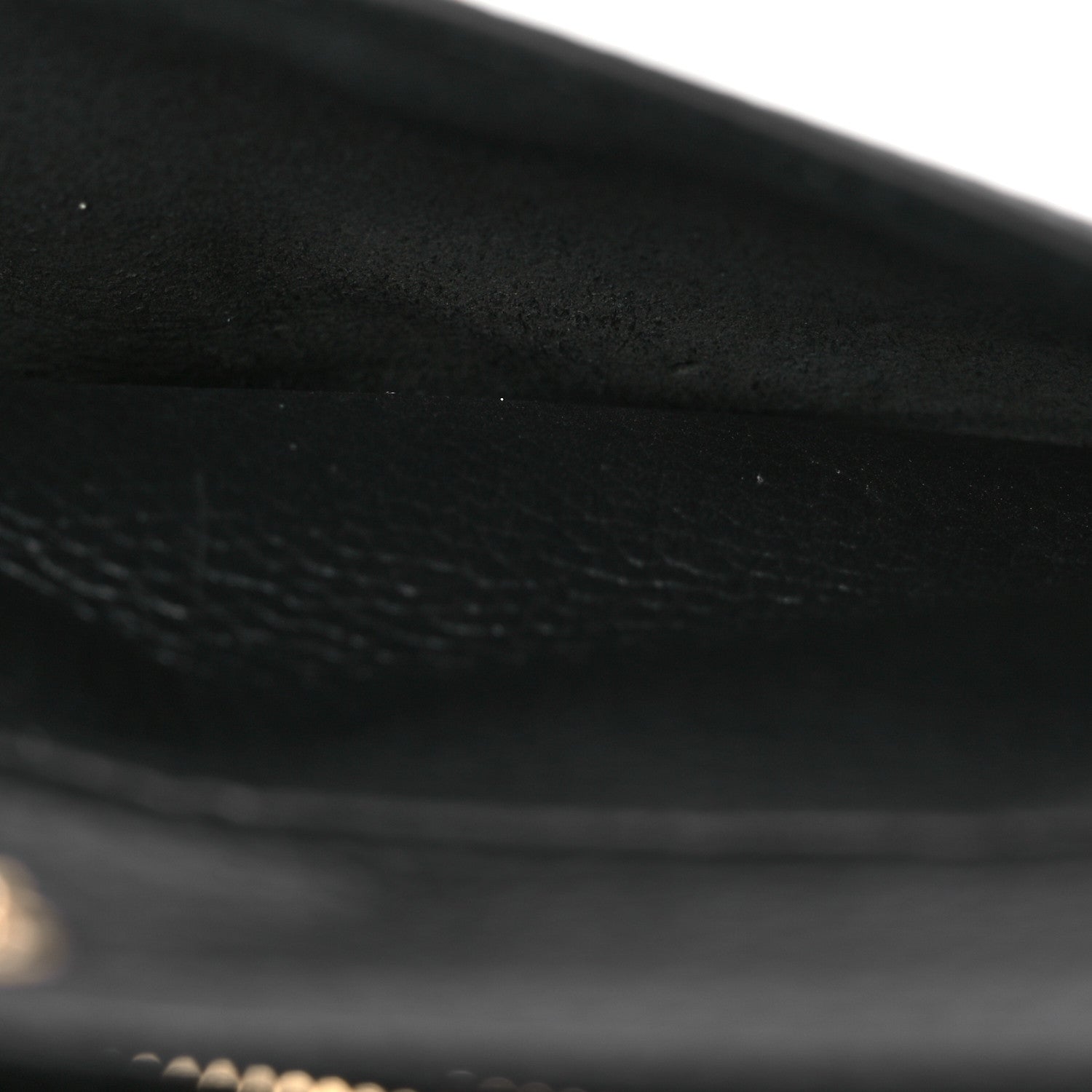Valentino Garavani Pebbled Calfskin Rockstud Wallet On Chain Black 5 of 20
