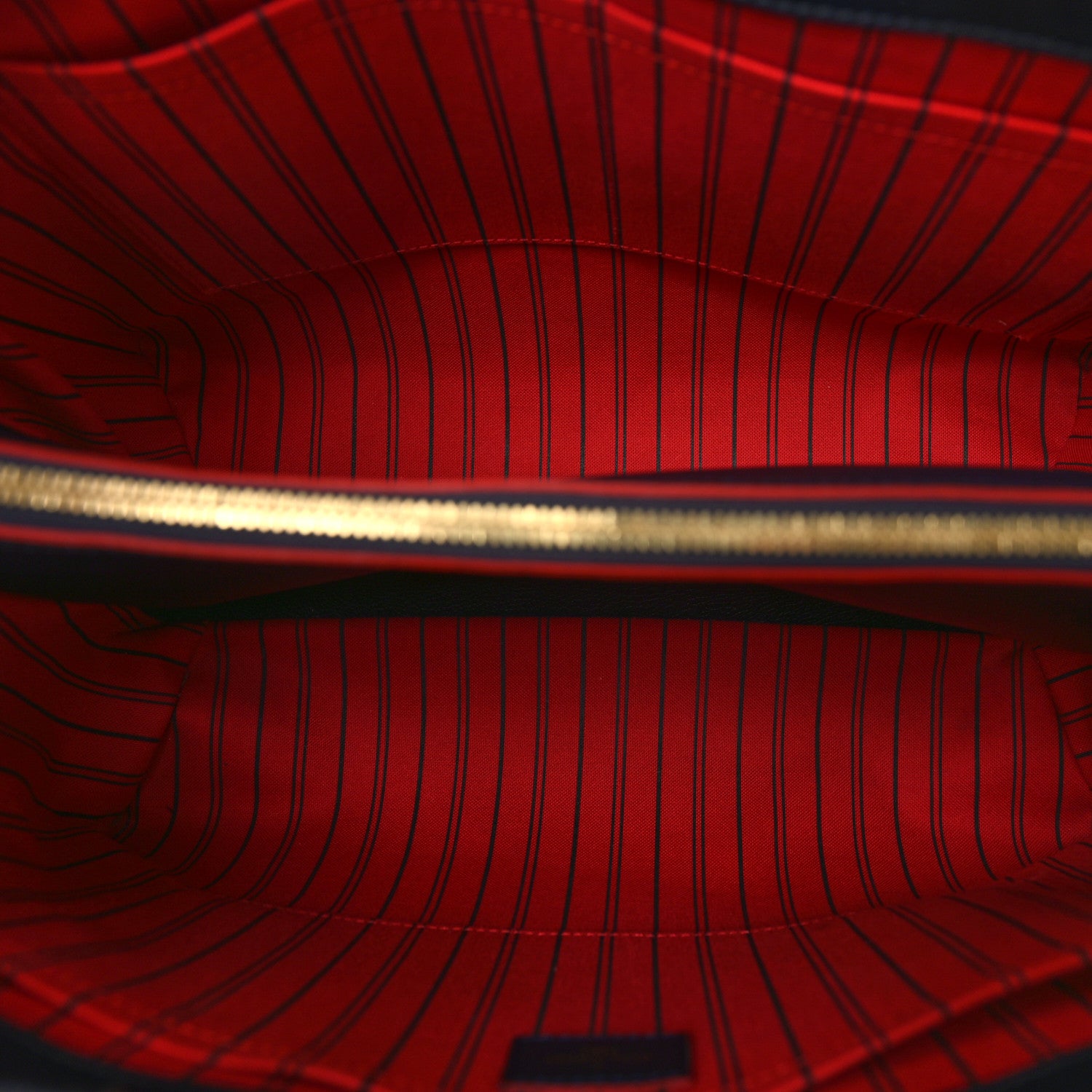 Louis Vuitton Empreinte Montaigne GM Marine Rouge 5 of 8