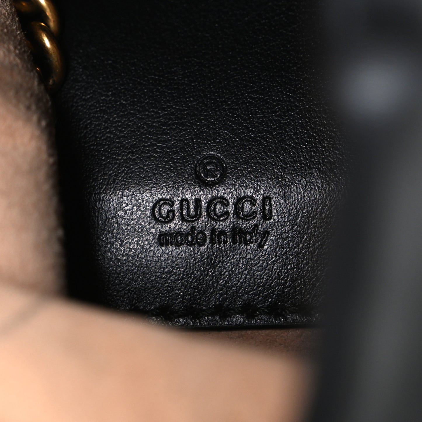 Calfskin Matelasse Mini GG Marmont 2.0 Bucket Bag Black