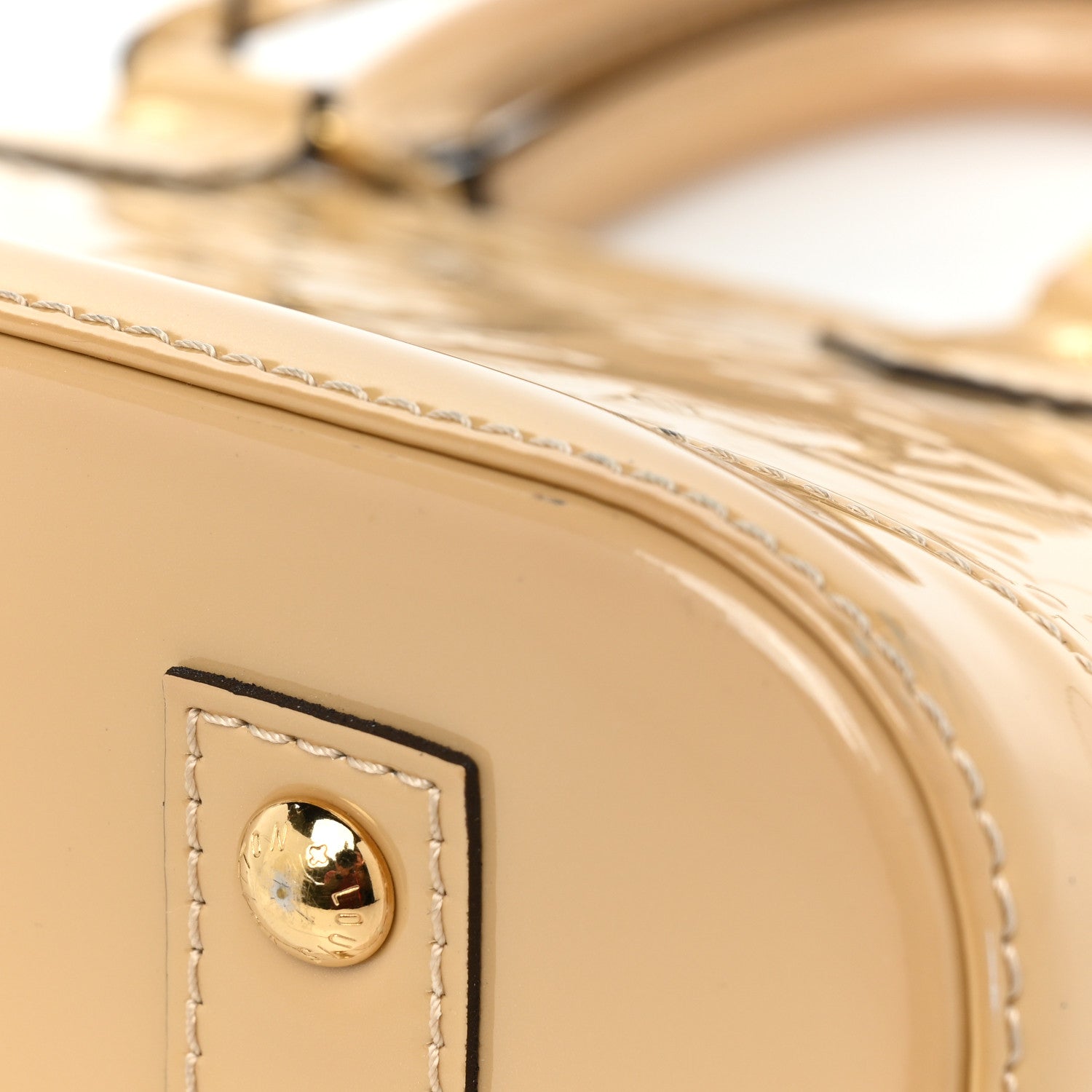 Louis Vuitton Vernis Alma BB Dune 11 of 15